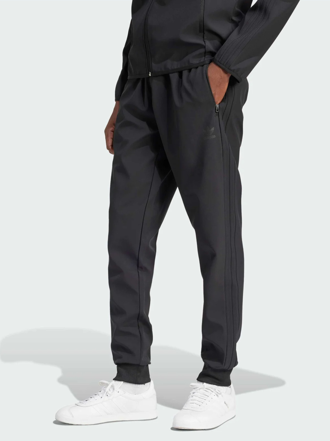 Брюки Adidas модель IM9880 Брюки Adidas модель IM9880 Фото