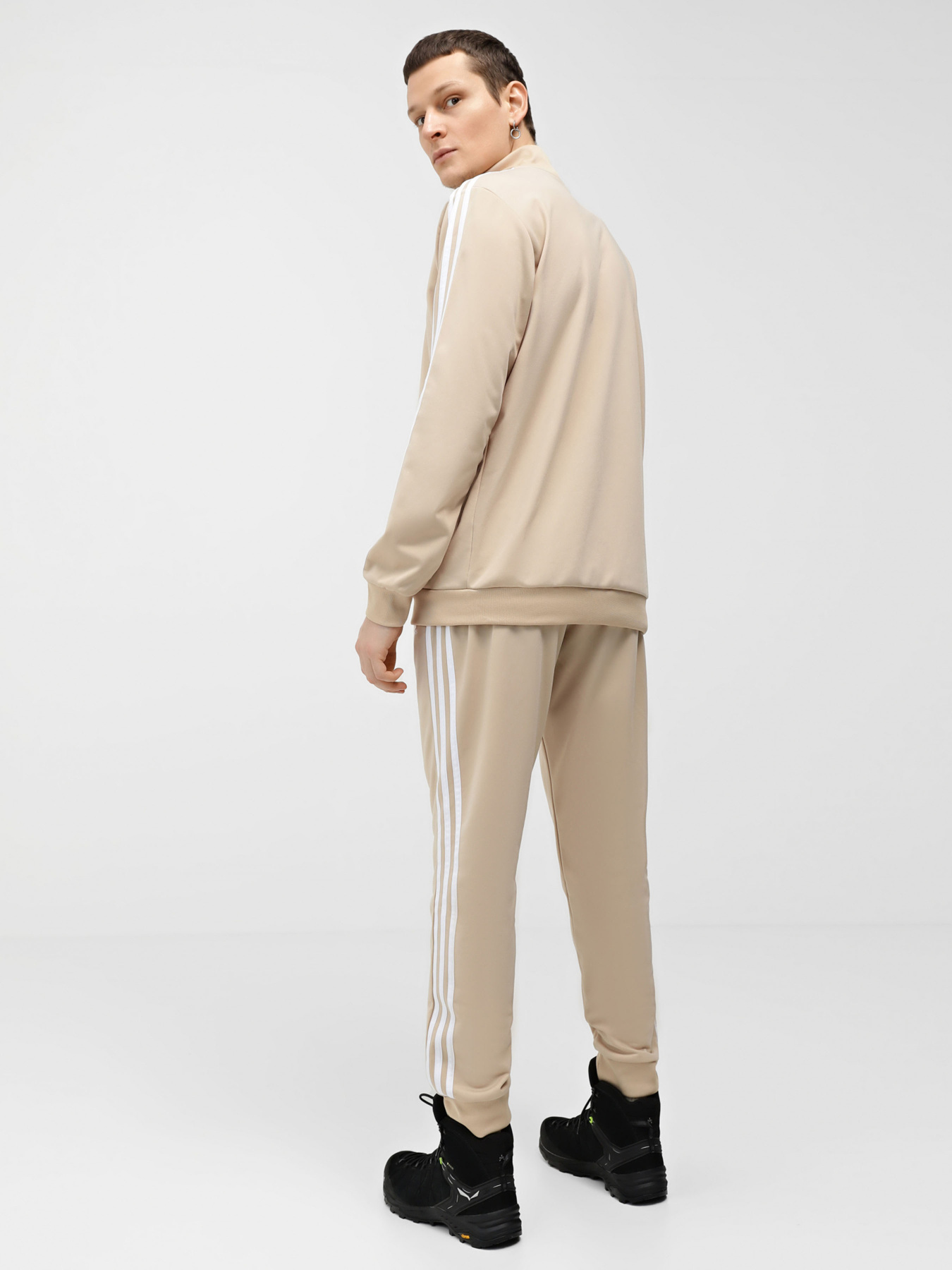 Костюмы Adidas модель IR8204 Фото