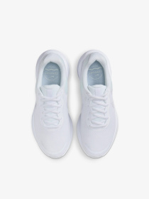 Кроссовки NIKE модель FB2208-100 Фото