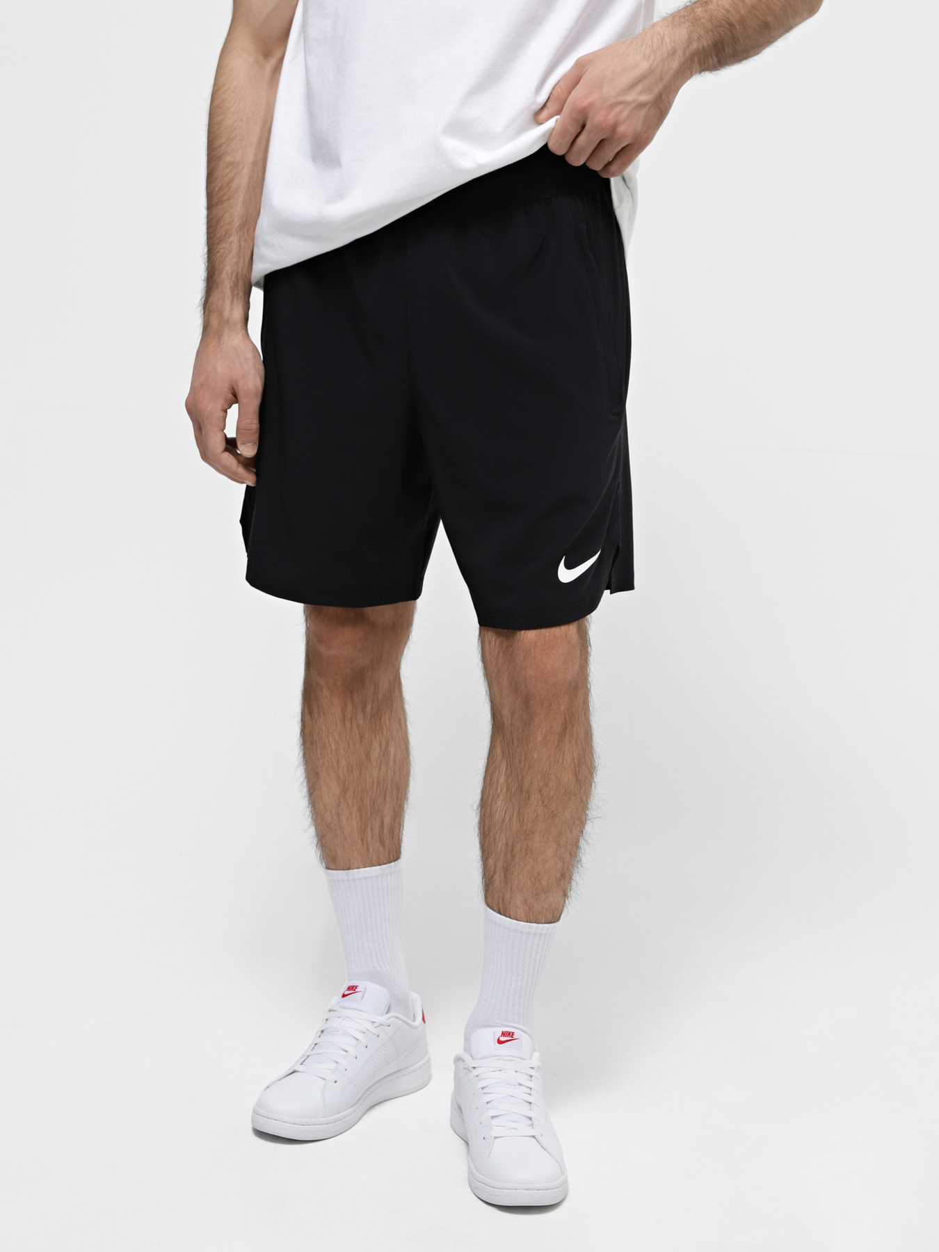 Шорты NIKE модель DM5950-010 Фото