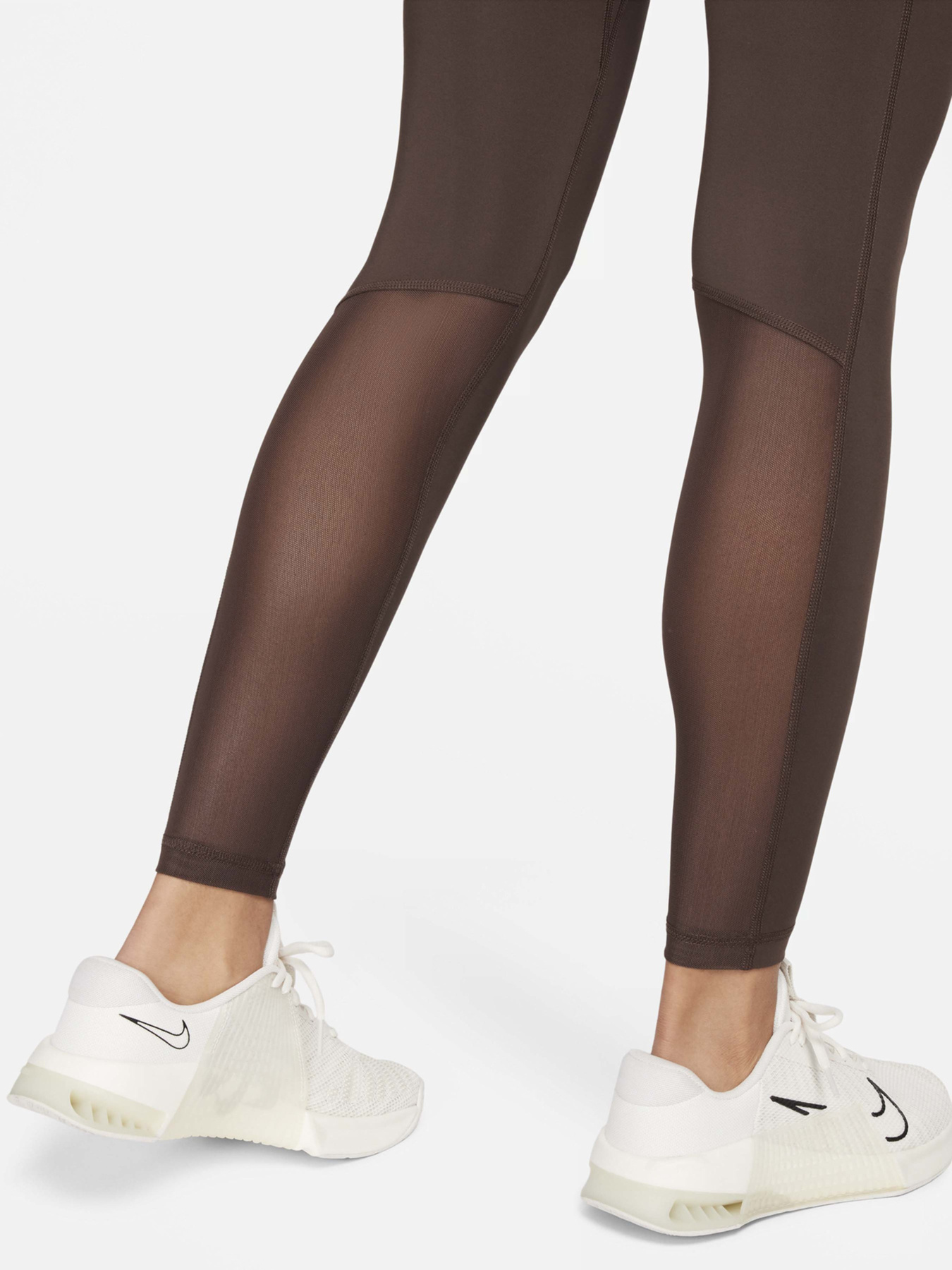 Брюки NIKE модель CZ9779-237 Фото