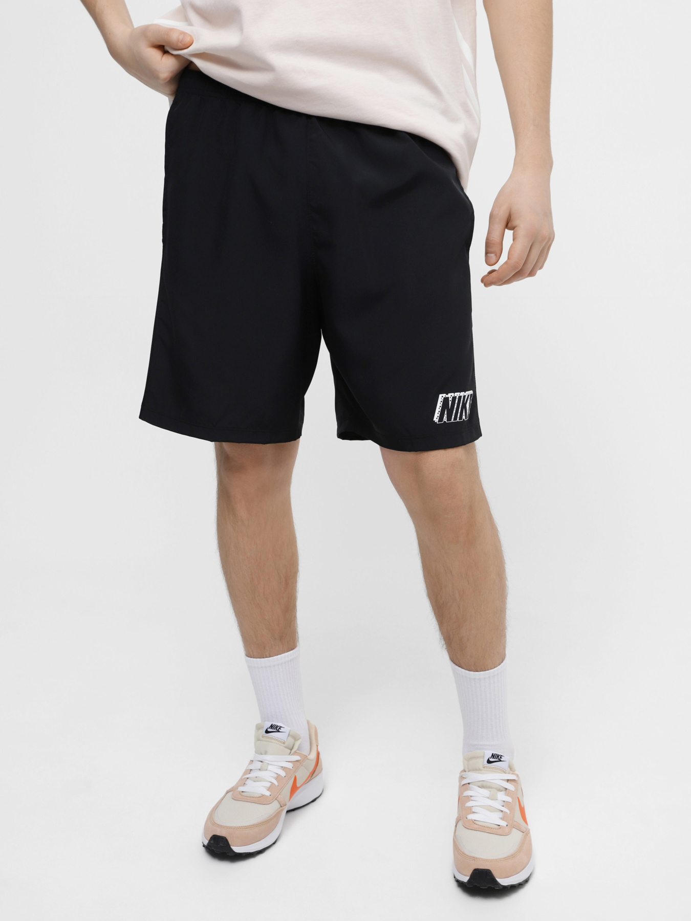 Шорты NIKE модель FB6371-010 Фото
