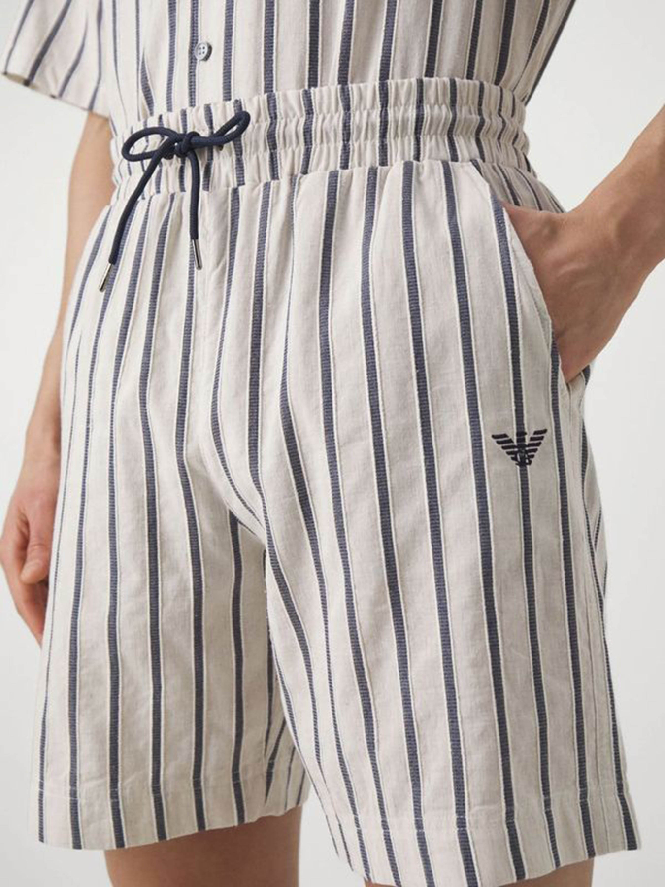 Шорты Emporio Armani модель 211864-4R465-09740 Фото