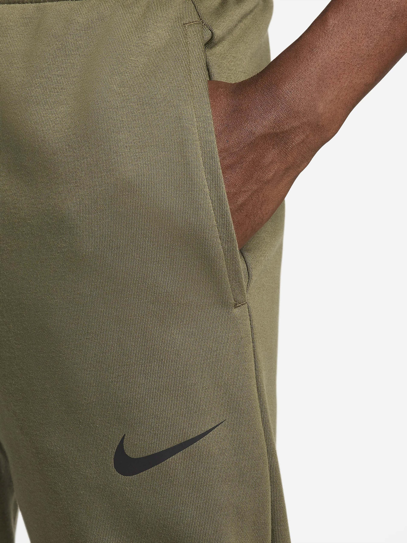 Брюки NIKE модель CZ6379-222 Фото