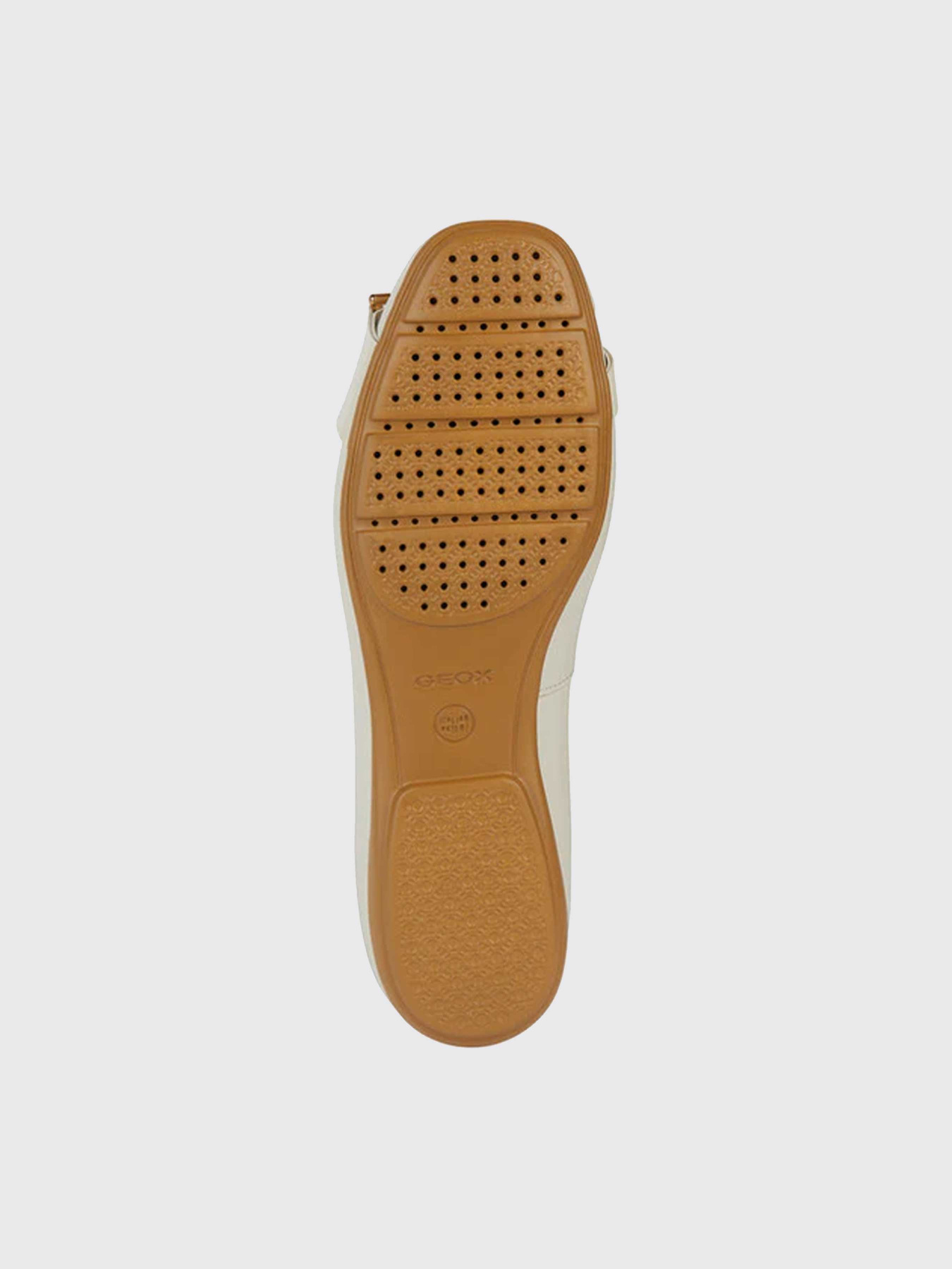 Туфли и лоферы Geox модель D457NB-0TUHH-C5322 Фото