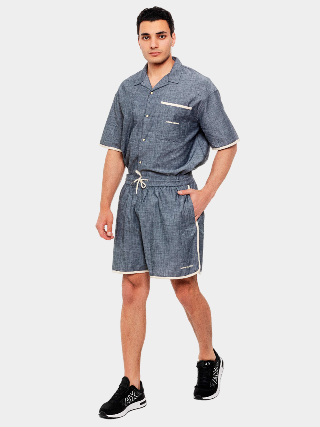 Шорты Armani Exchange модель 3DZSD2-Z1WCZ-25FN Фото