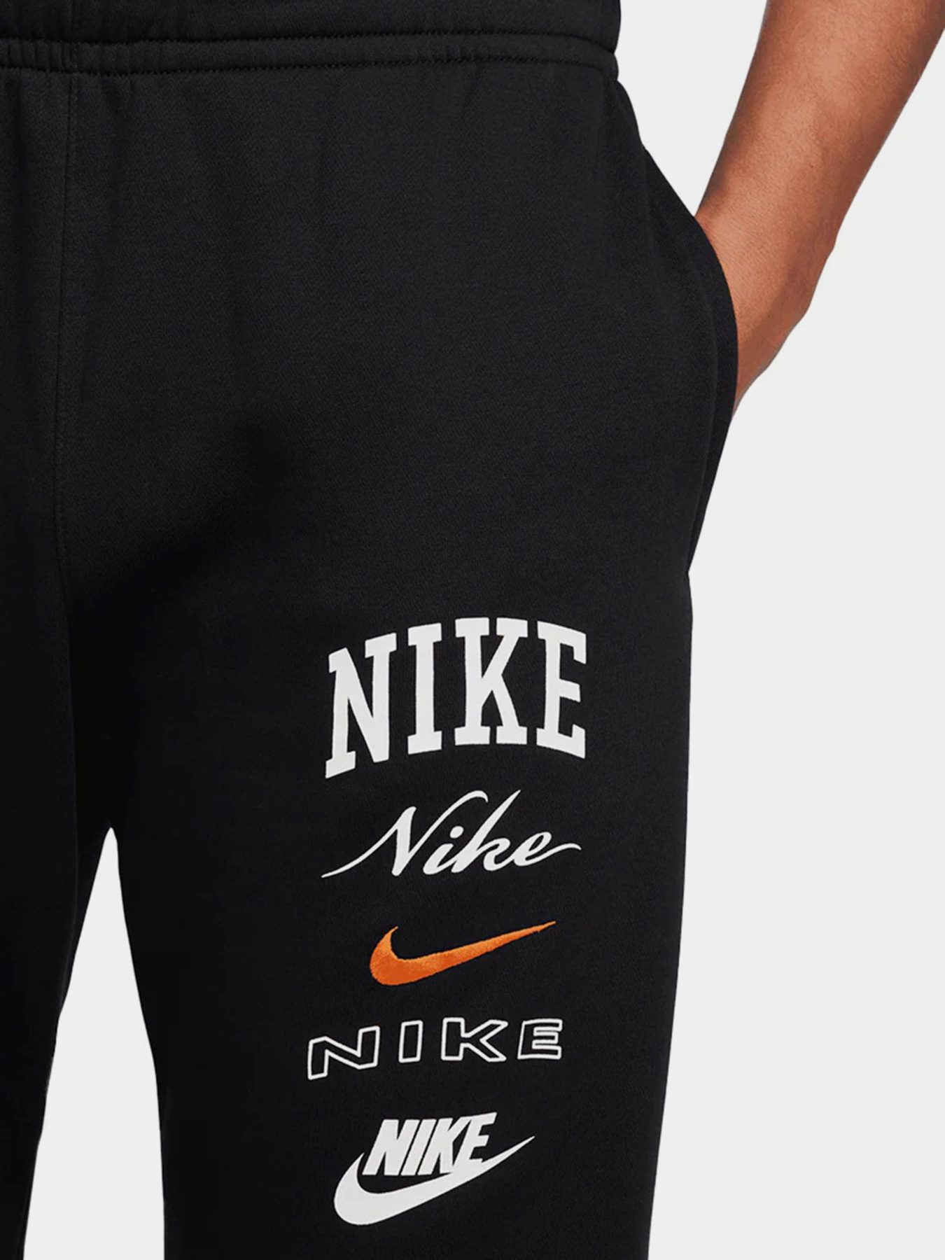 Брюки NIKE модель FN2643-010 Фото