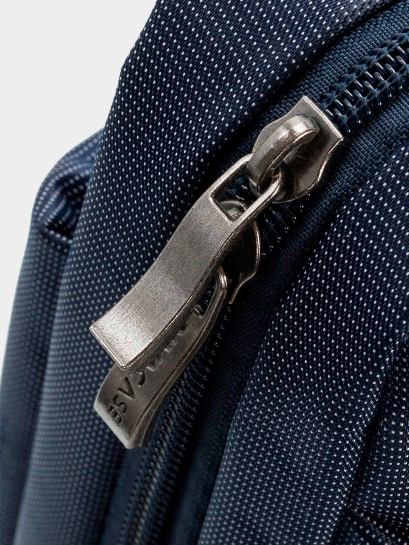 Сумки THULE Central2 модель 8221blue Сумки THULE Central2 модель 8221blue Фото