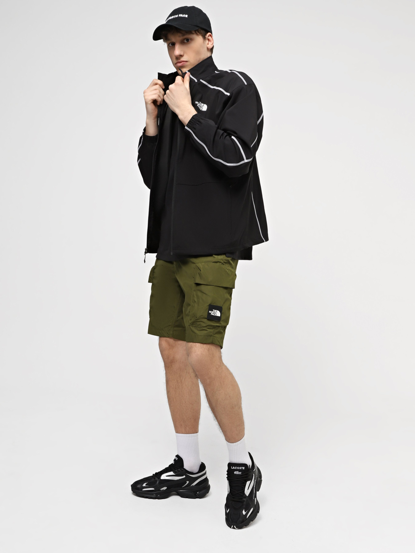 Куртки и дубленки The North Face модель NF0A883UJK31 Фото
