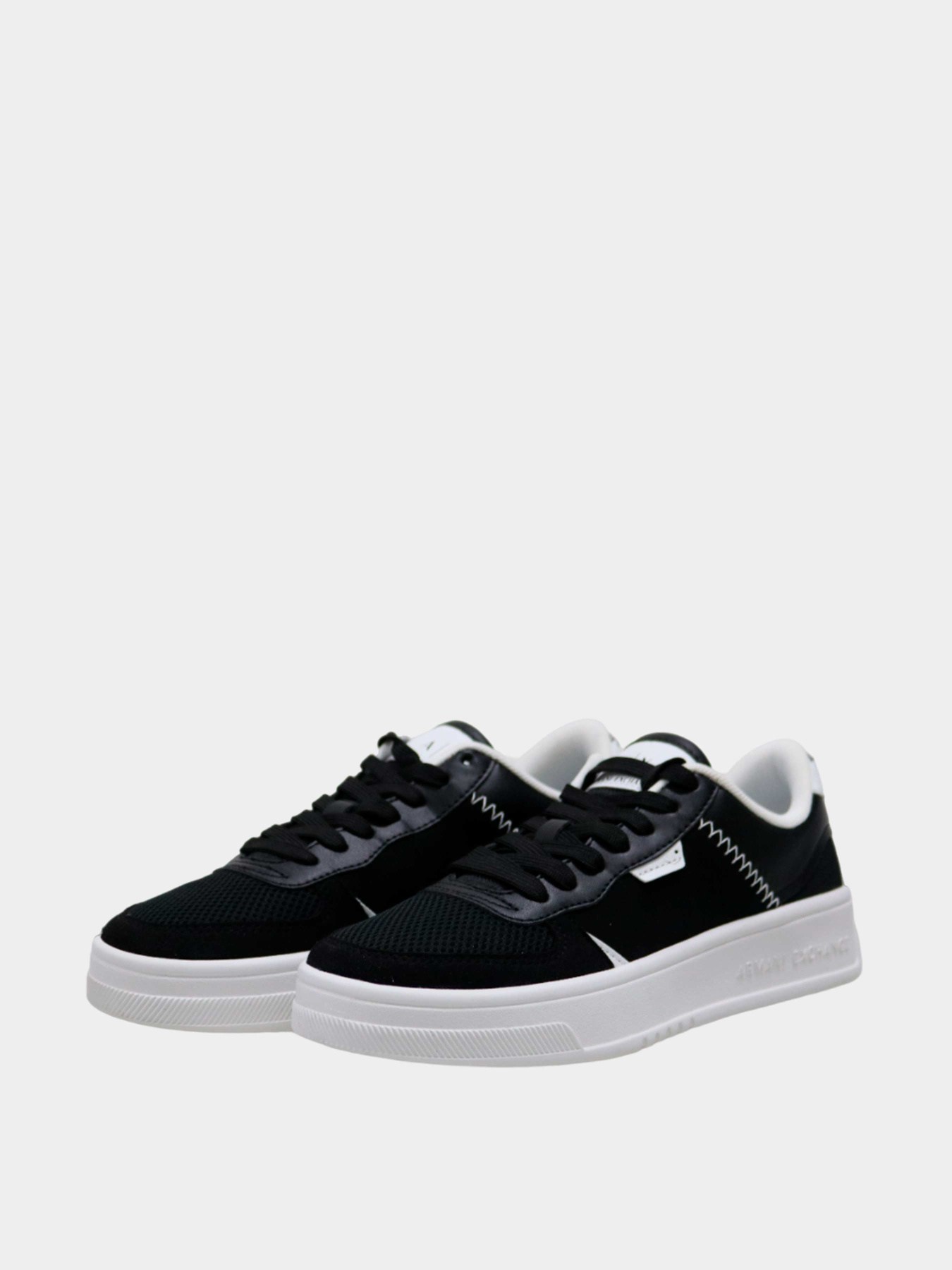 Кеды Armani Exchange модель XDX137-XV729-S277 Фото