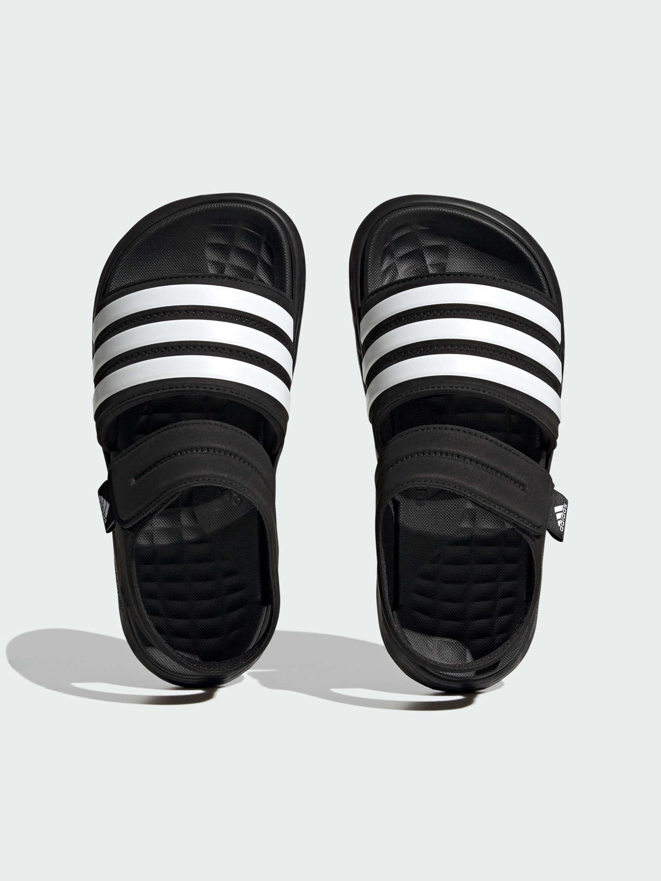 Сандалии Adidas модель HP5832 Сандалии Adidas модель HP5832 Фото