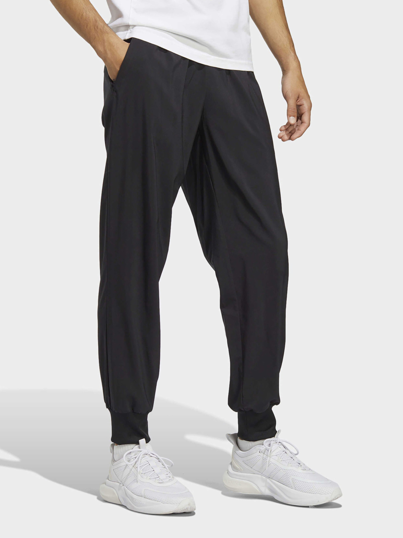 Брюки Adidas модель IC0059 Брюки Adidas модель IC0059 Фото