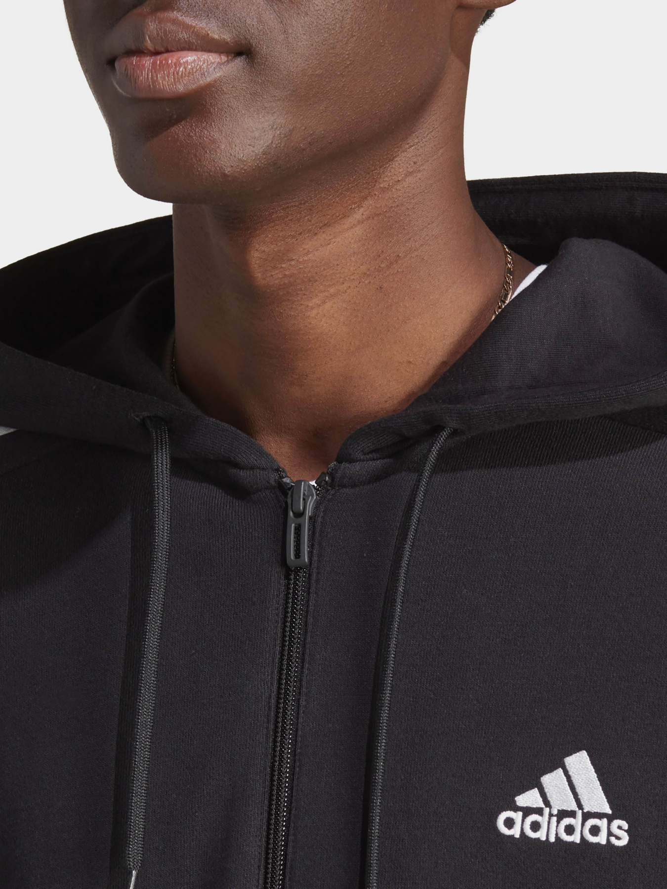 Худи и свитшоты Adidas модель IC0433 Фото
