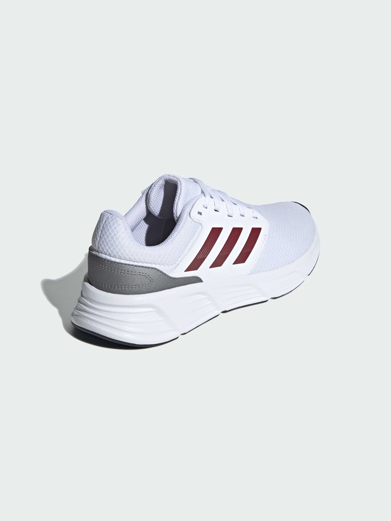 Кроссовки Adidas модель IE8136 Фото