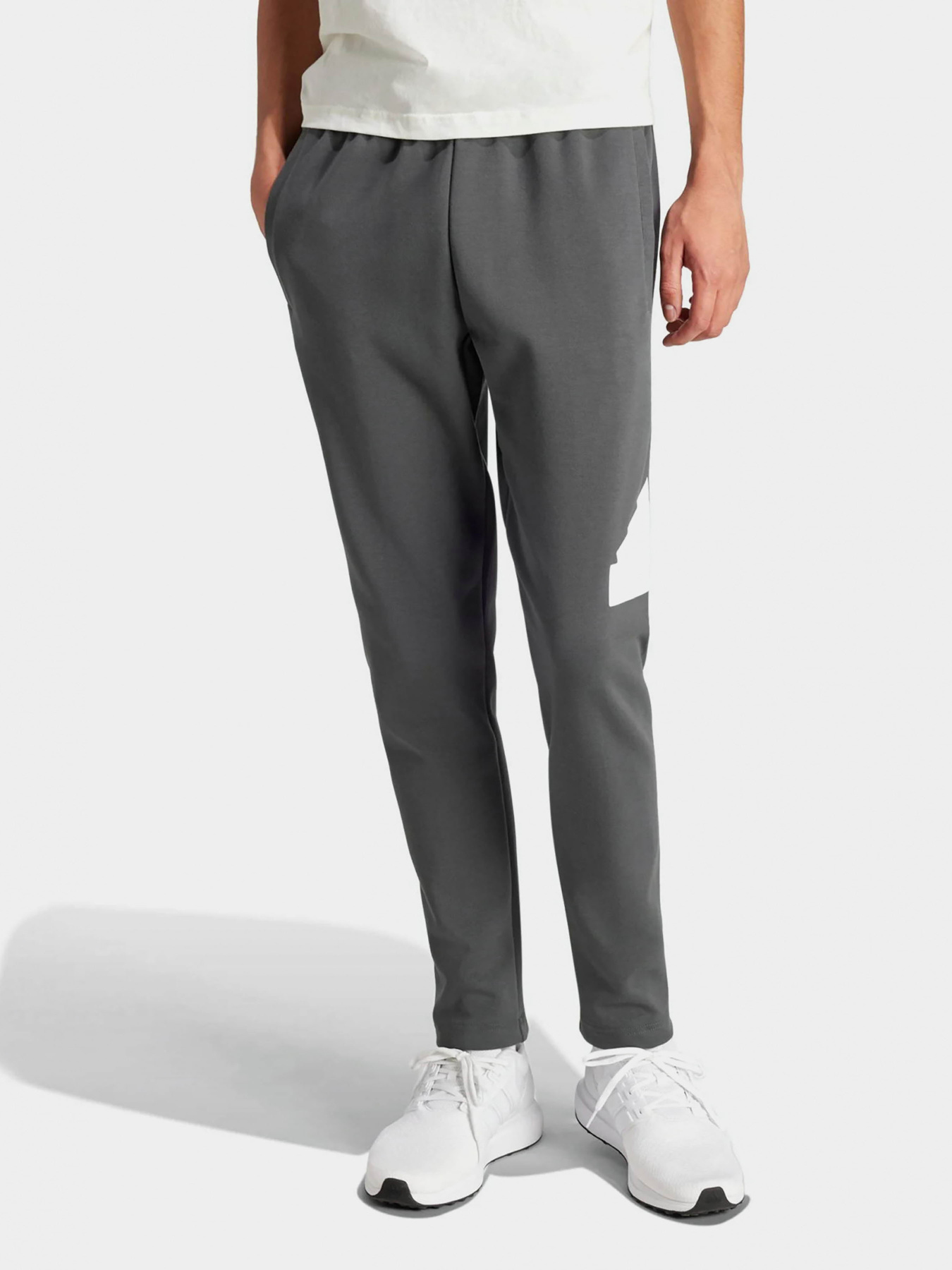 Брюки Adidas модель IR9177 Фото