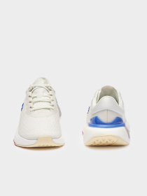 Кроссовки Lacoste модель 747SFA0032W1B Фото