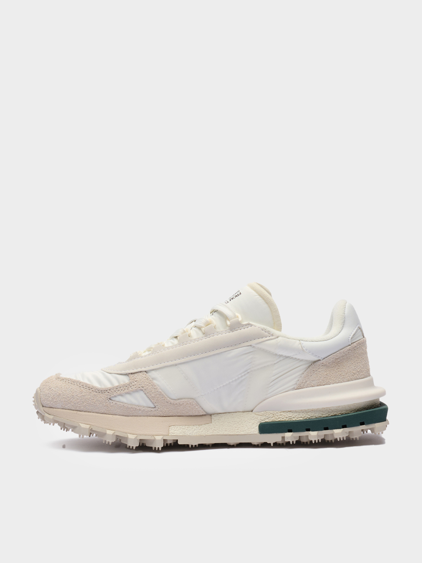 Кроссовки Lacoste модель 746SMA00081R5 Кроссовки Lacoste модель 746SMA00081R5 Фото