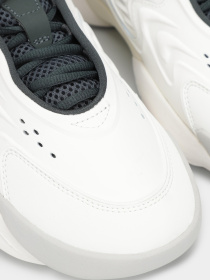 Кроссовки Lacoste модель 747SMA00751Y5 Фото