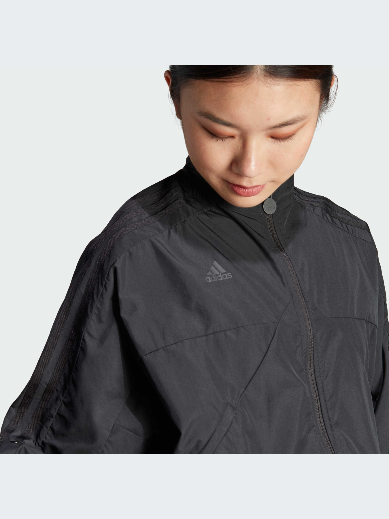Куртки и дубленки Adidas Tiro модель IB4760-KZ Фото