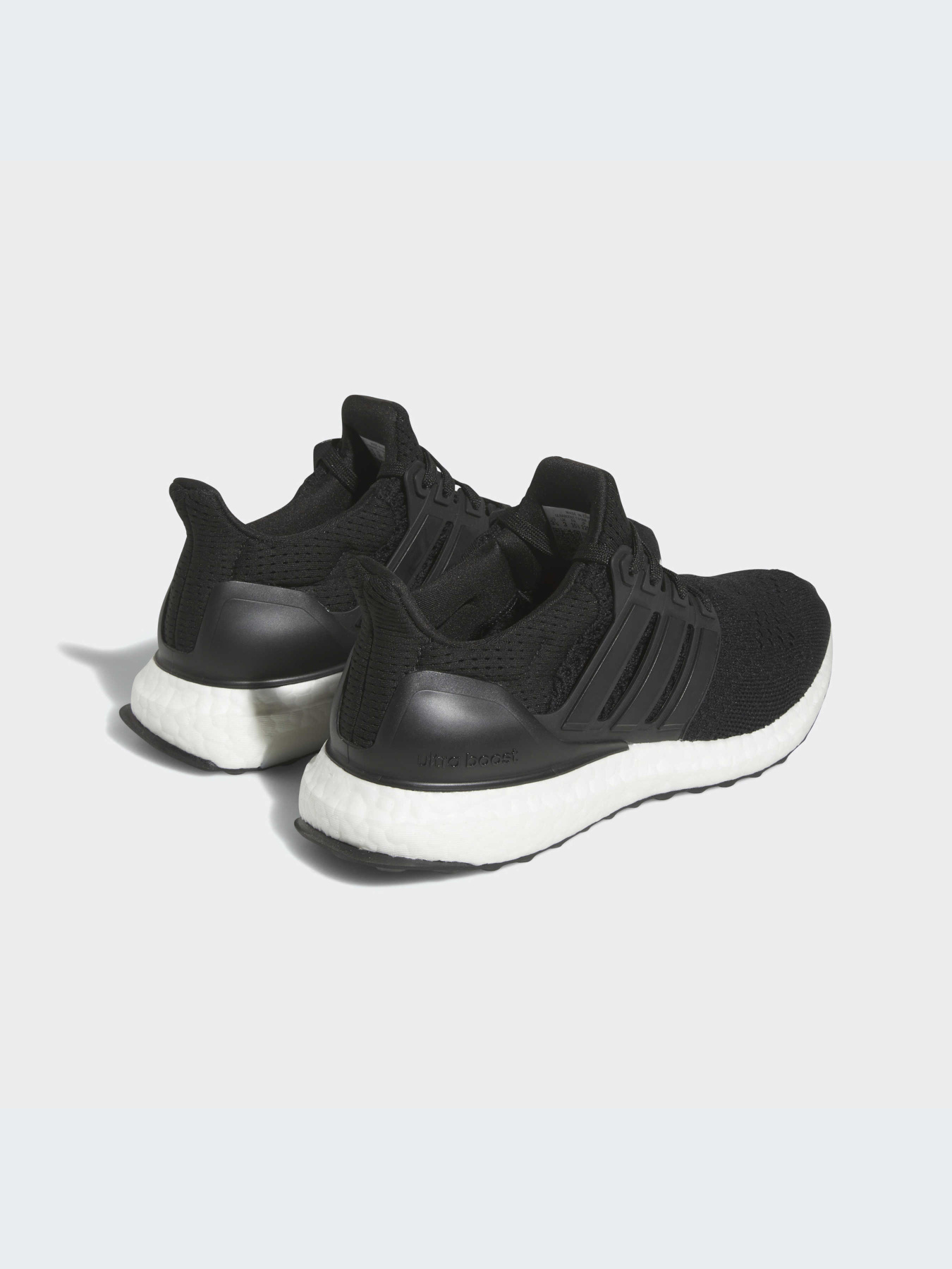 Кроссовки Adidas Ultraboost модель HQ4218-KZ Фото