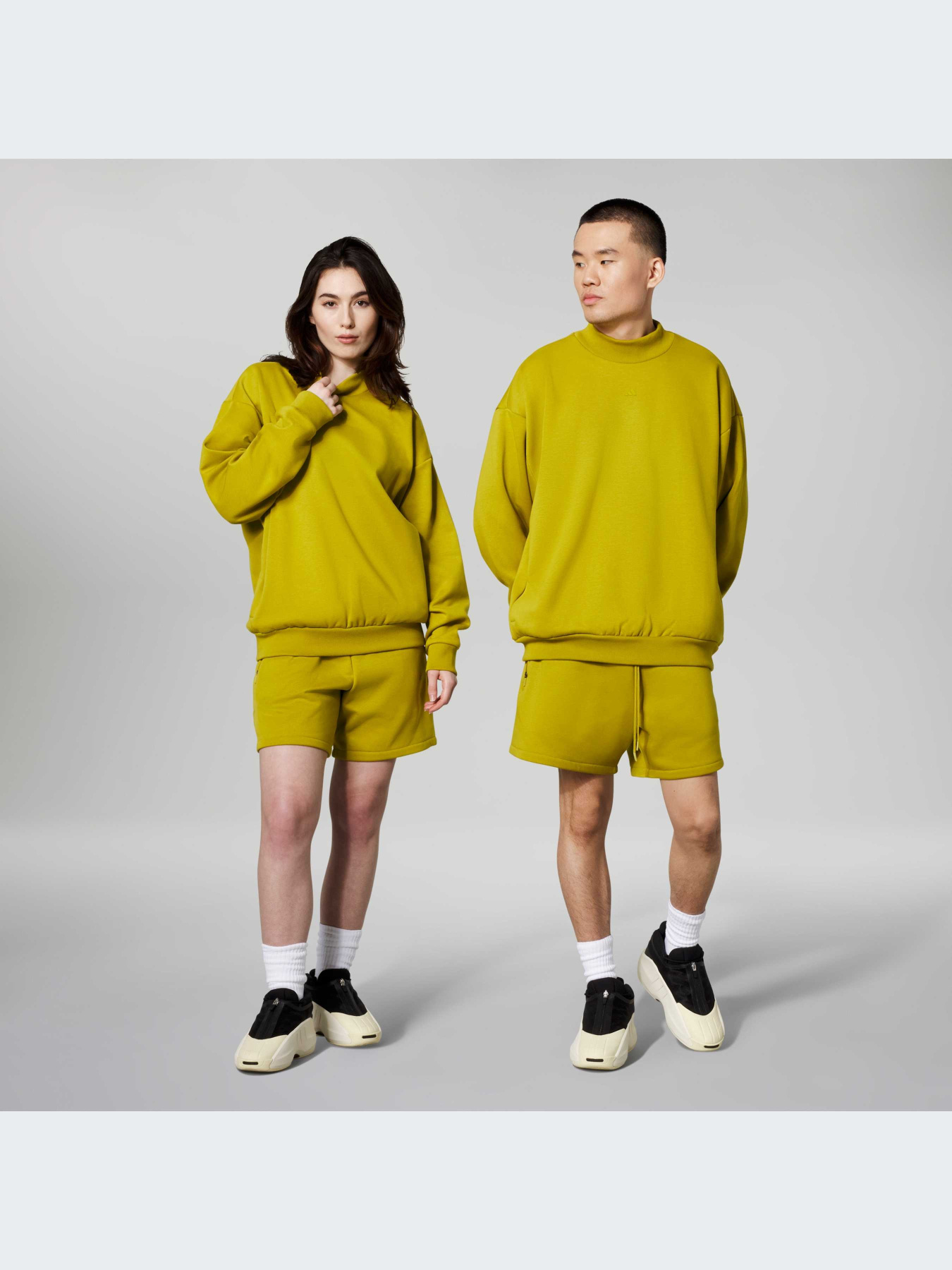 Худи и свитшоты Adidas модель IN4245-KZ Фото