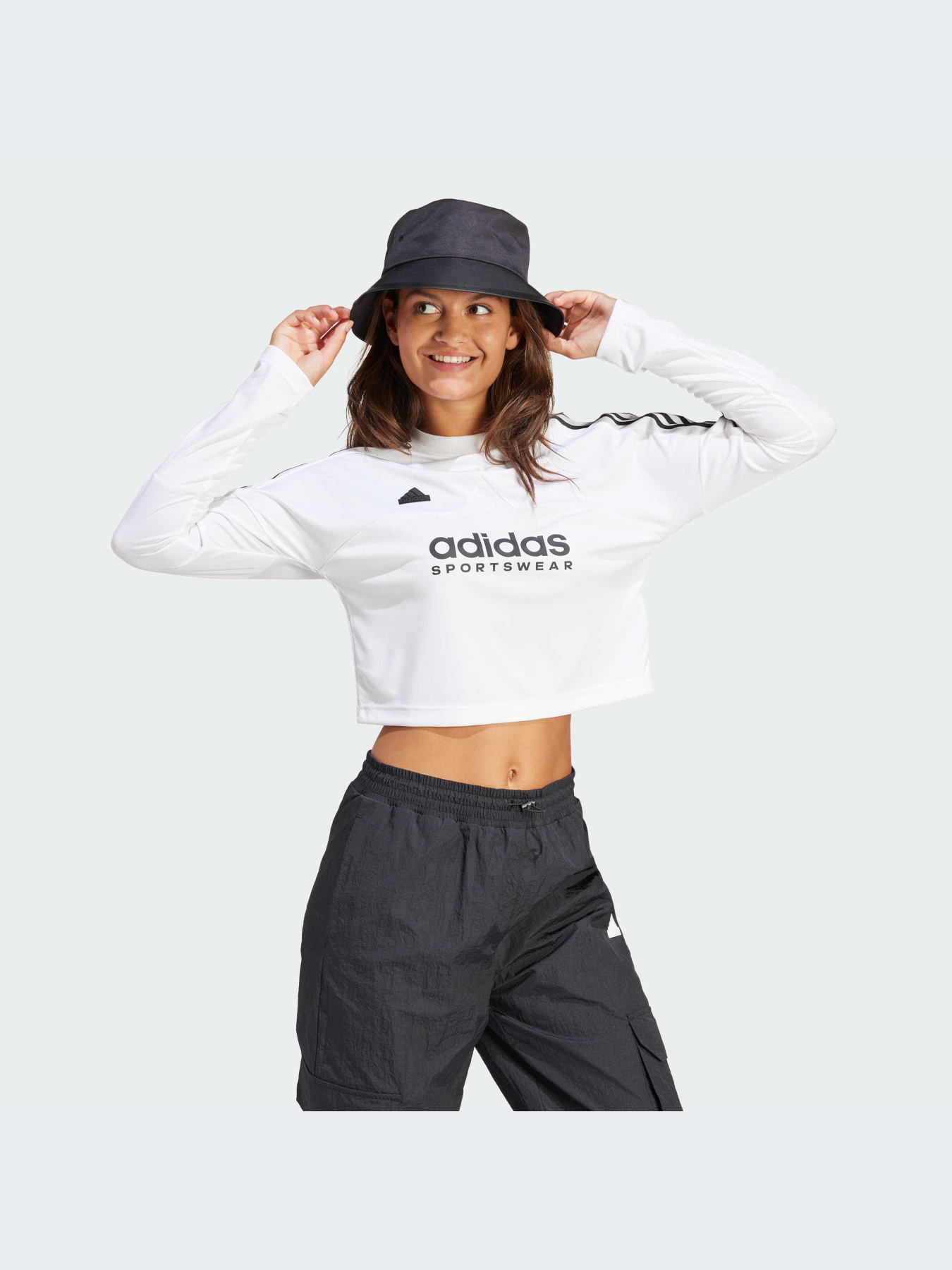 Худи и свитшоты Adidas модель IP1697-KZ Фото