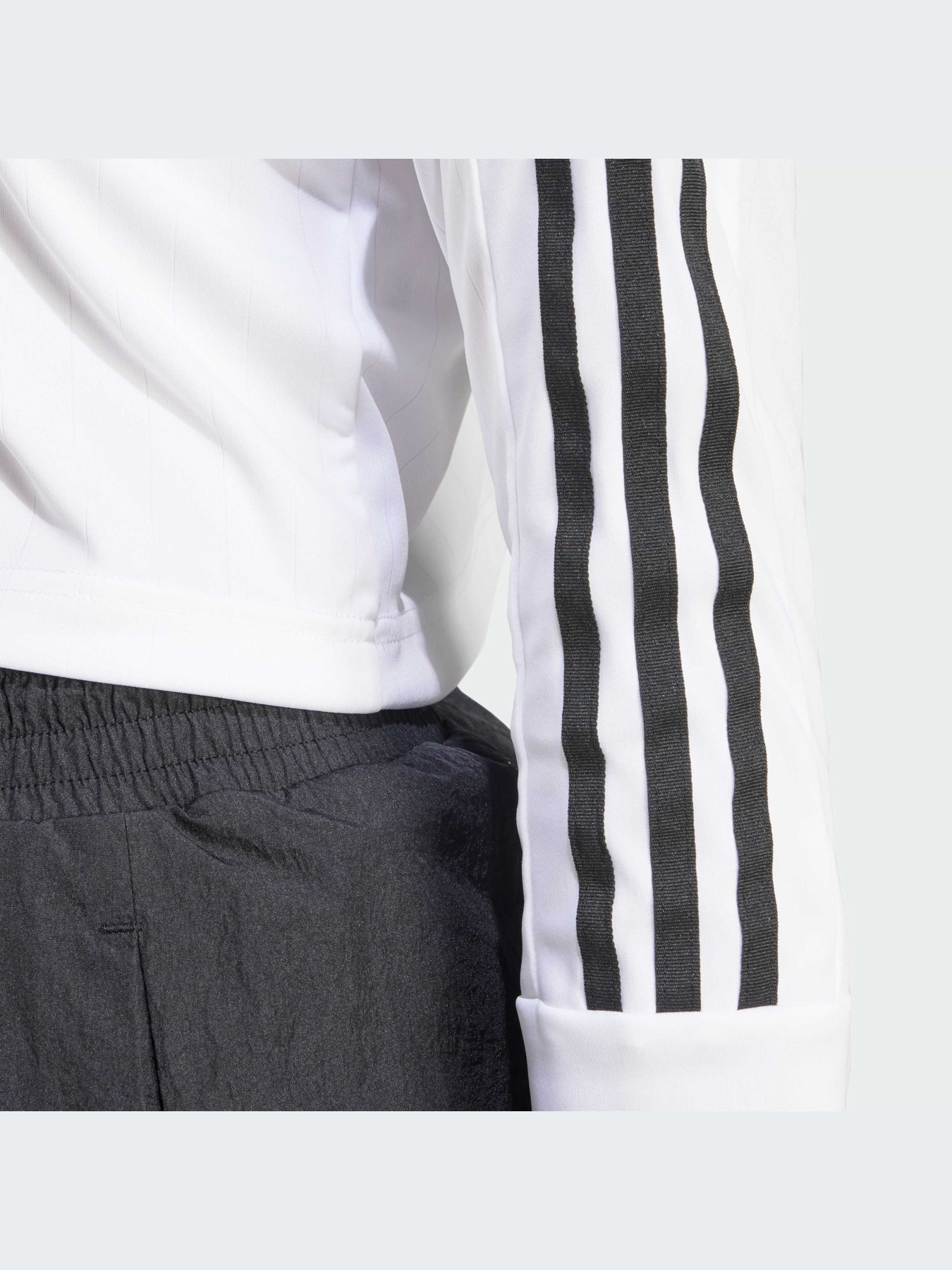 Худи и свитшоты Adidas модель IP1697-KZ Фото