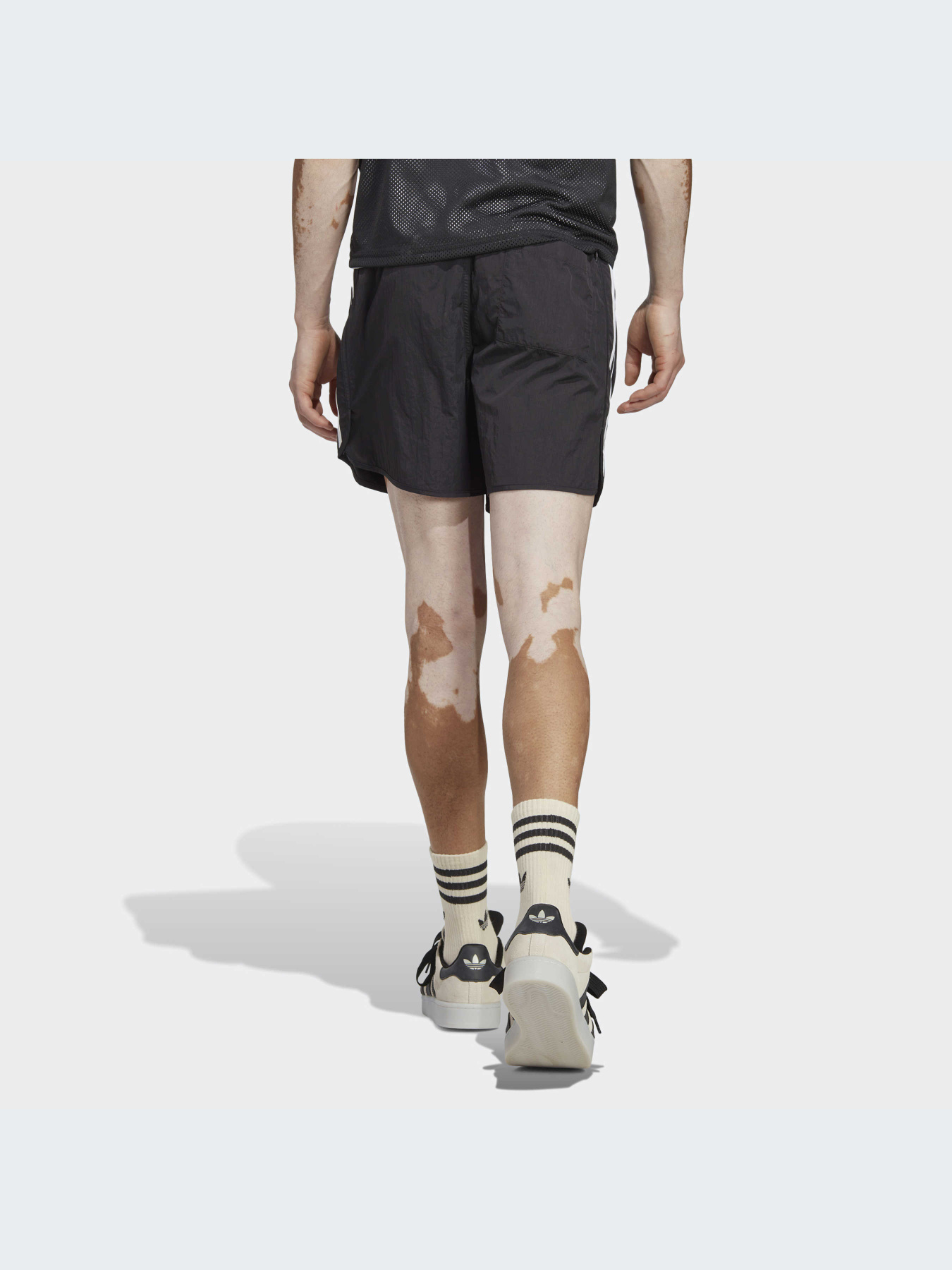 Шорты Adidas модель HS2069-KZ Фото