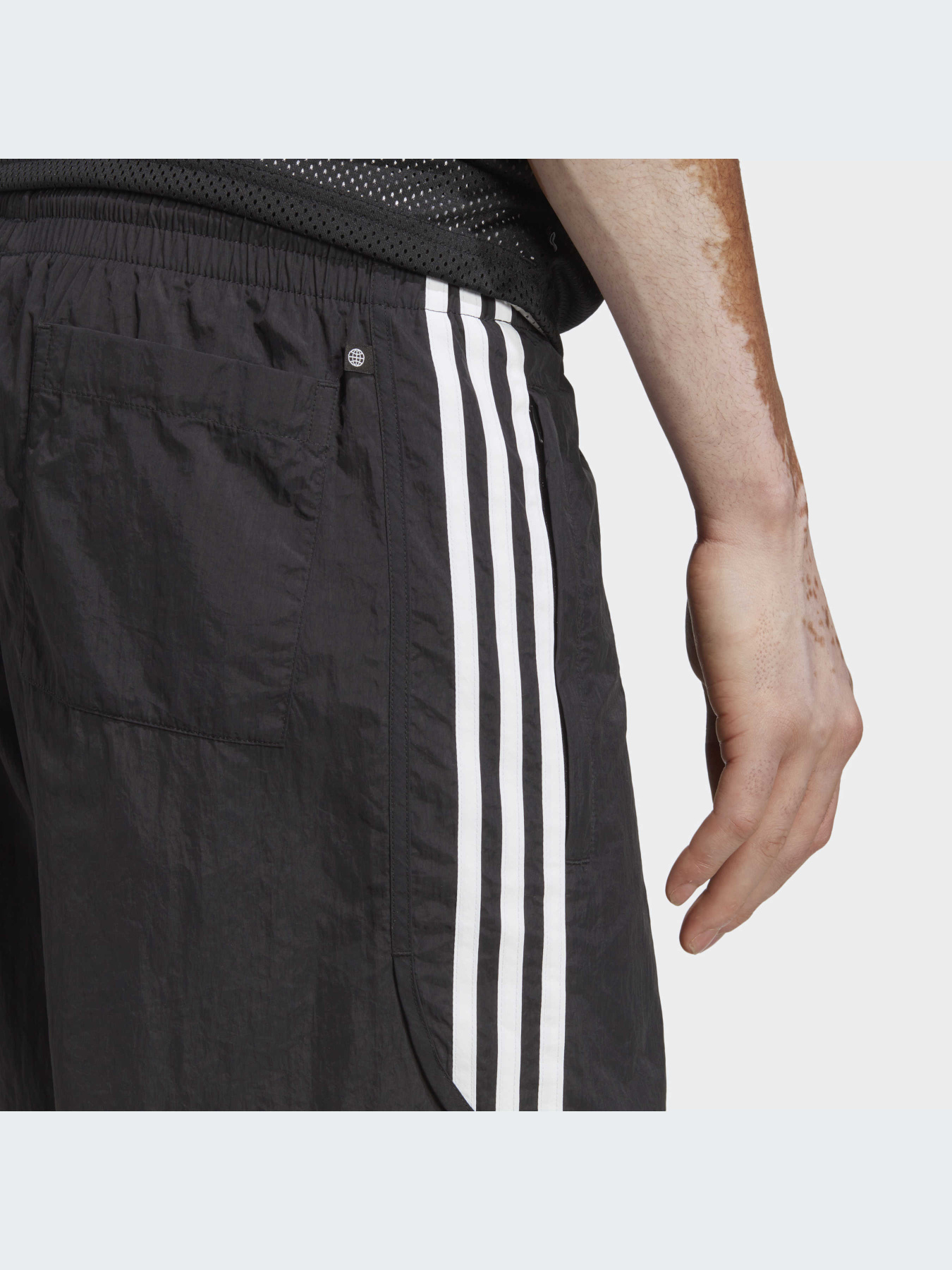 Шорты Adidas модель HS2069-KZ Фото