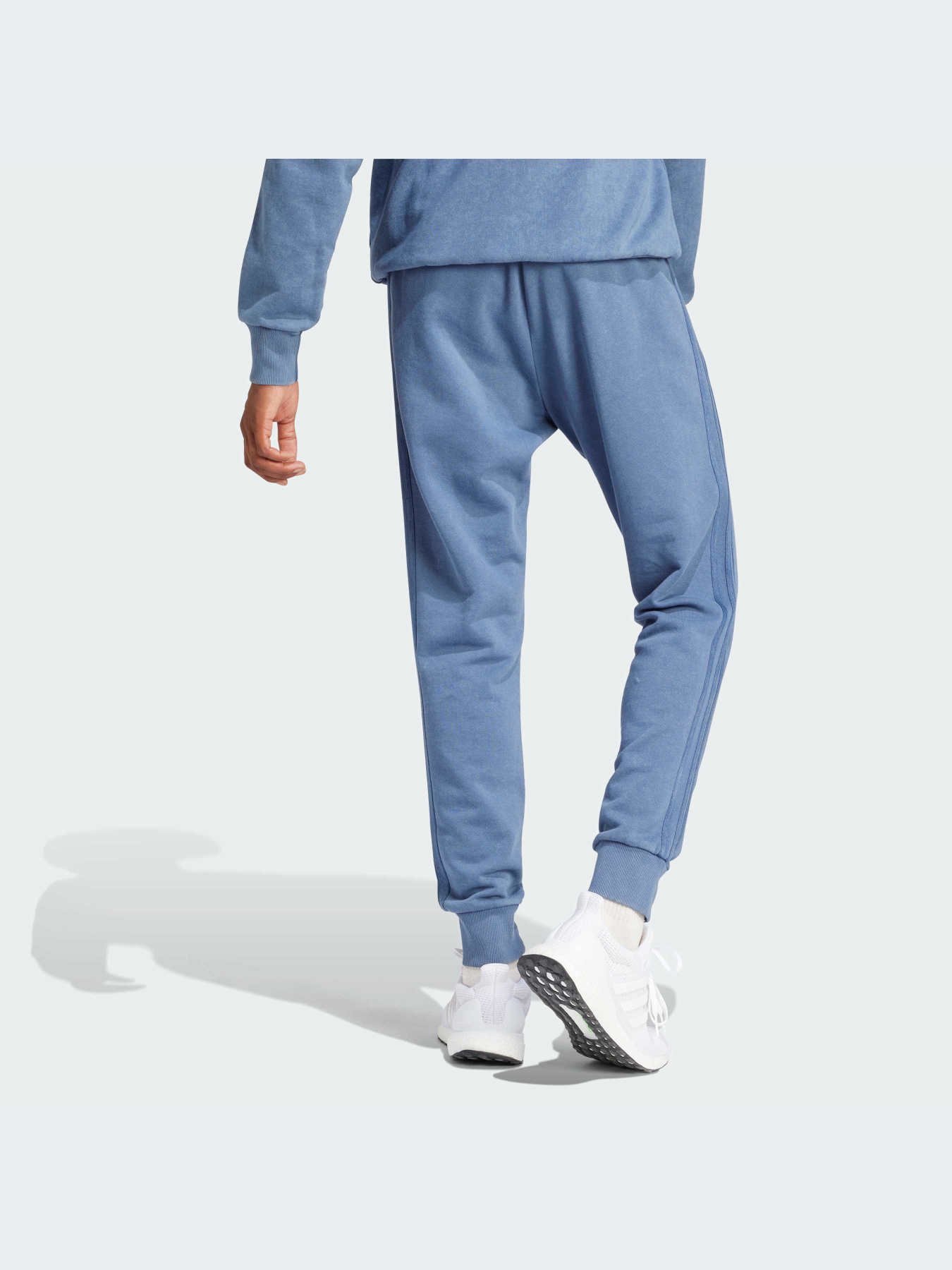 Брюки Adidas 3 Stripes модель IR5202-KZ Фото