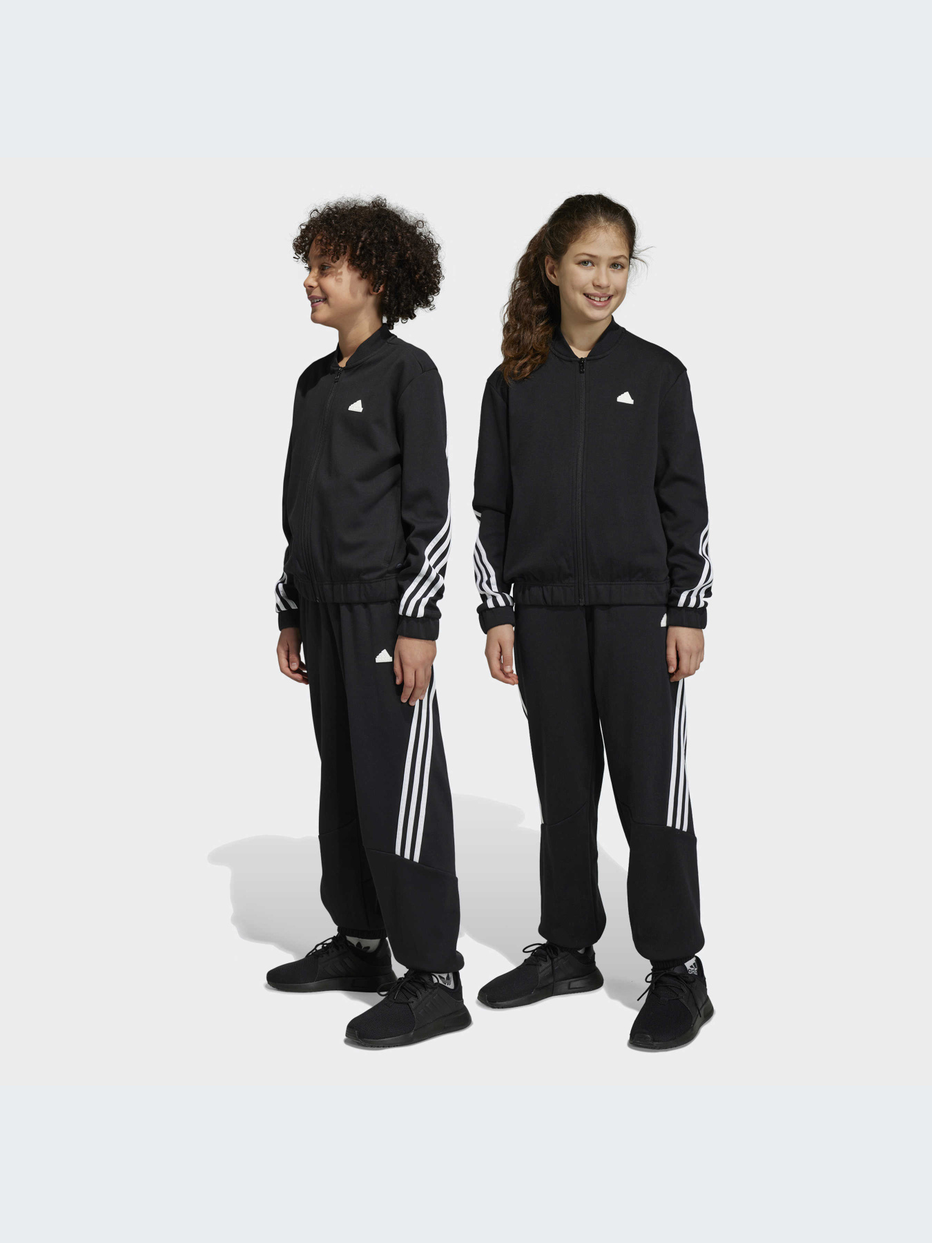 Костюмы Adidas Icons модель HR6290-KZ Фото