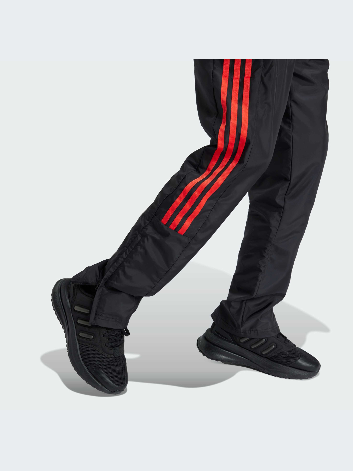 Брюки Adidas Tiro модель IV7104-KZ Фото