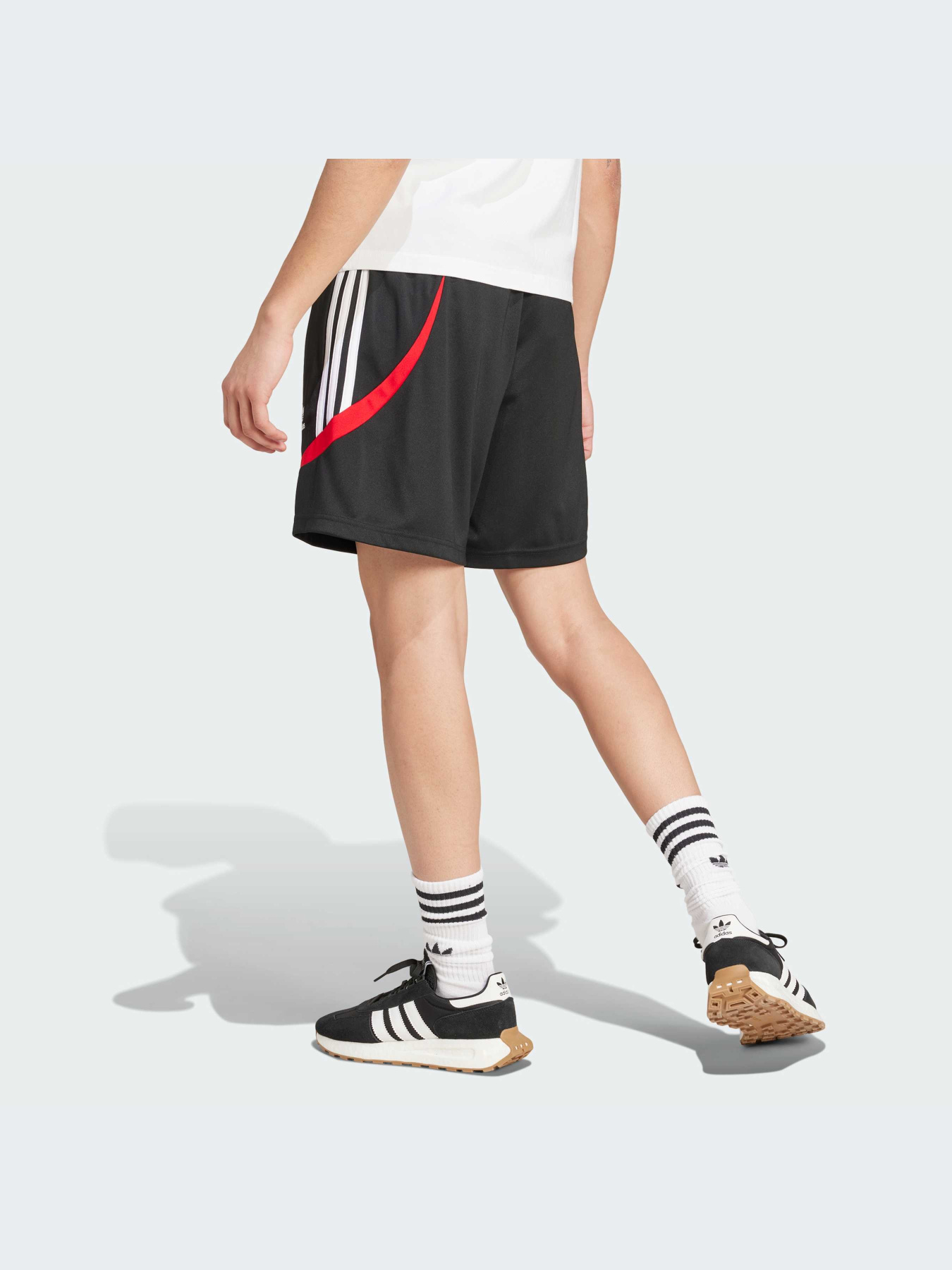 Шорты Adidas модель IX9642-KZ Фото