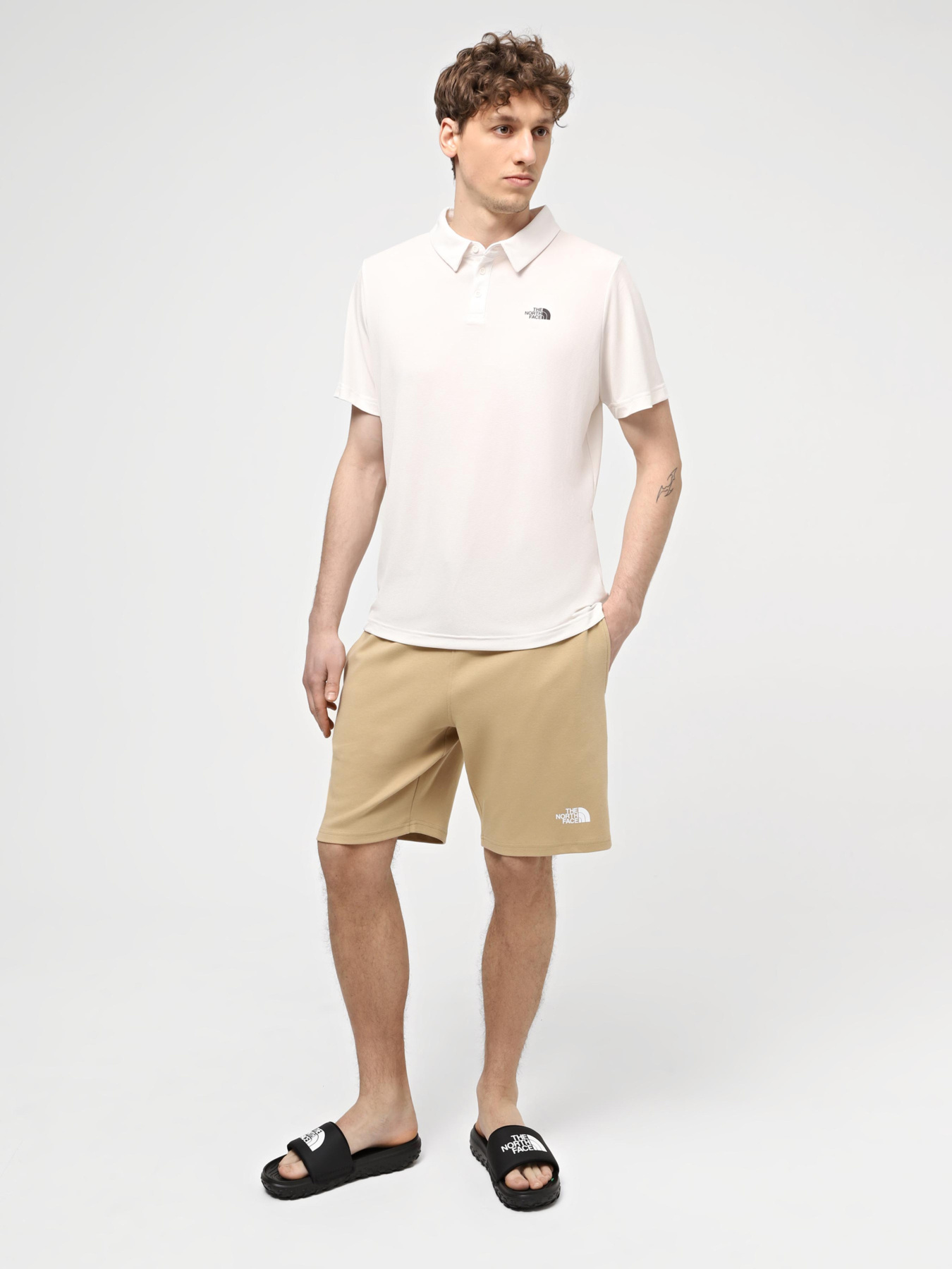 Шорты The North Face модель NF0A3S4FLK51 Фото