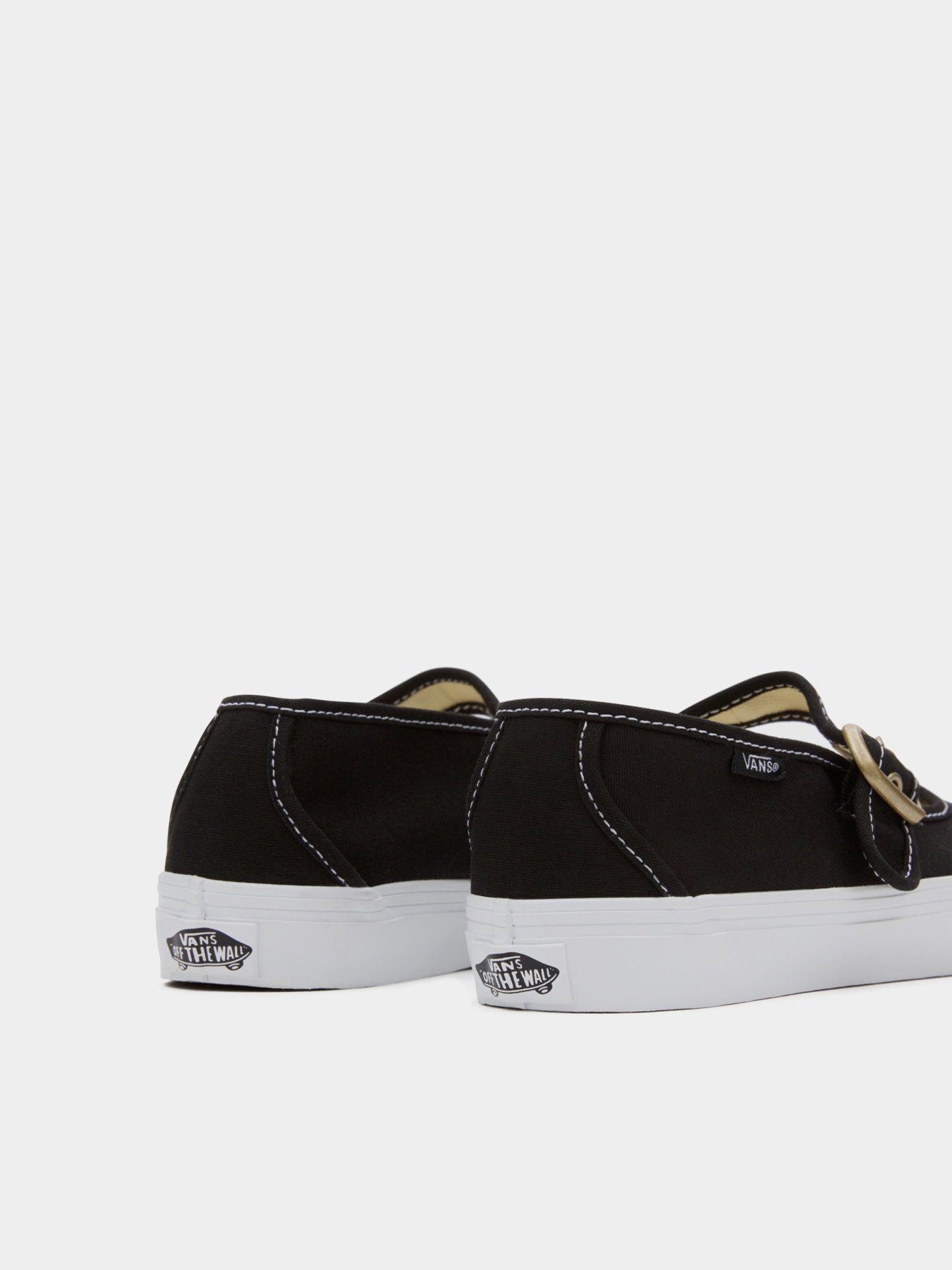 Туфли и лоферы Vans модель VN000CRR6BT1 Фото