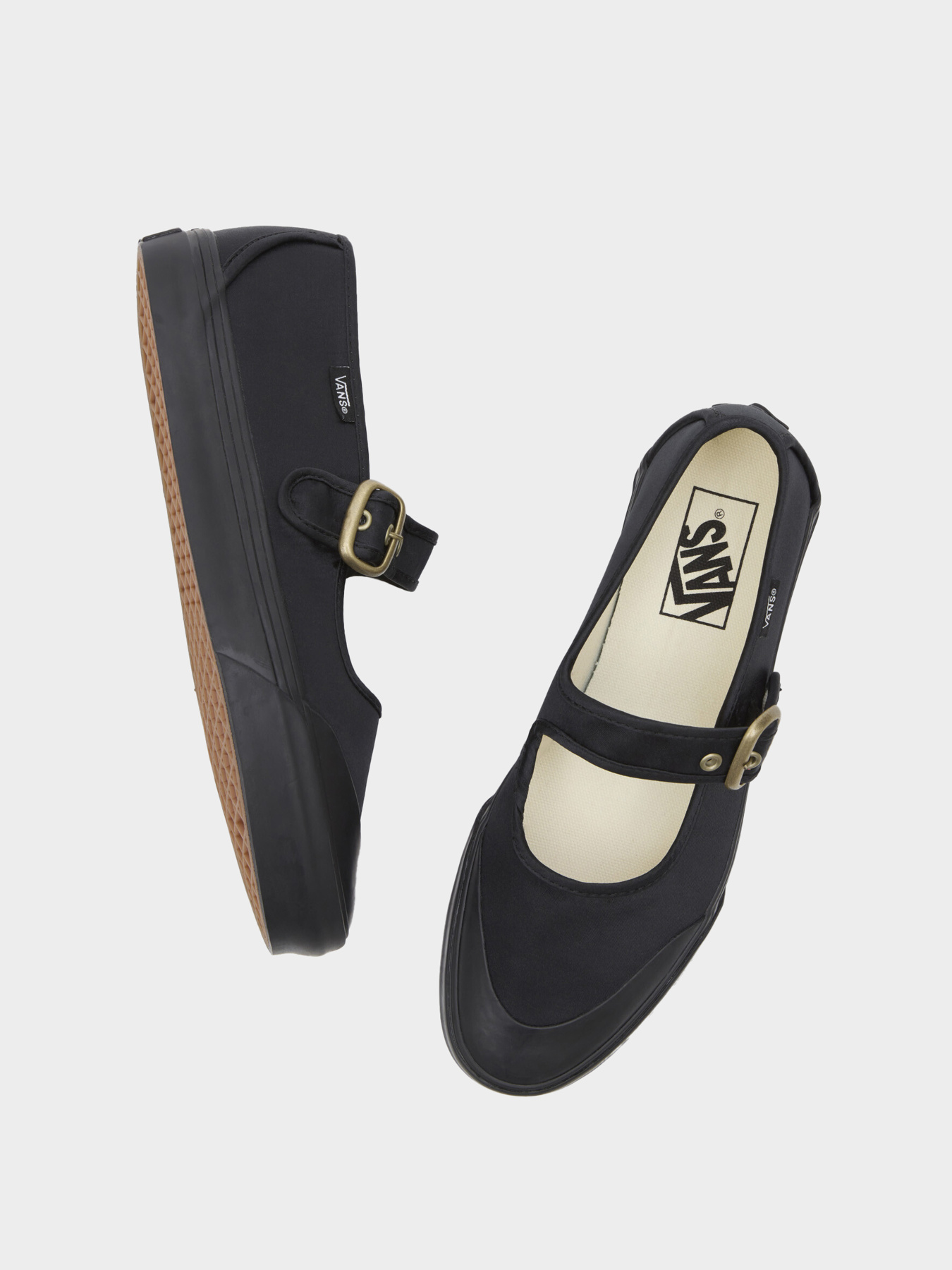 Туфли и лоферы Vans модель VN000CRRBLK1 Фото