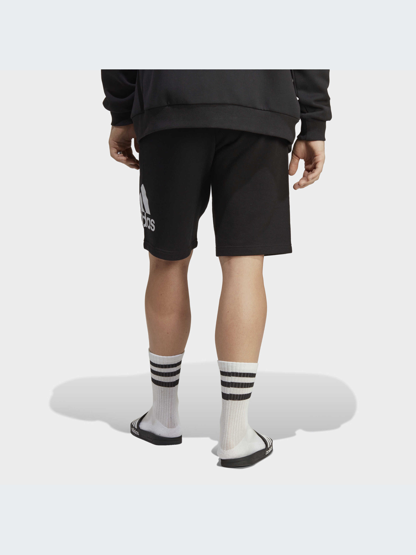 Шорты Adidas модель IC9401-KZ Фото