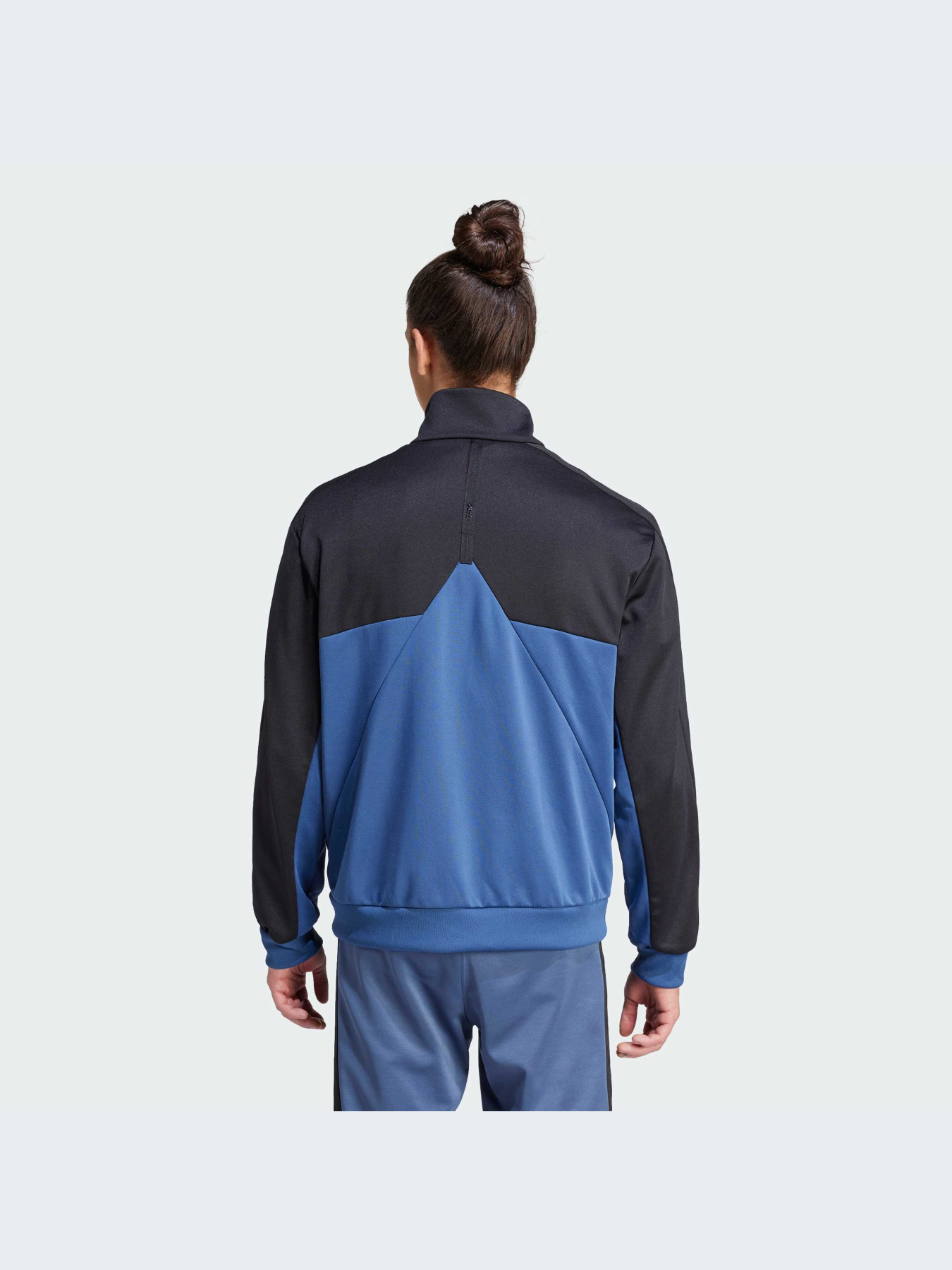 Худи и свитшоты Adidas Tiro модель IS1528-KZ Фото