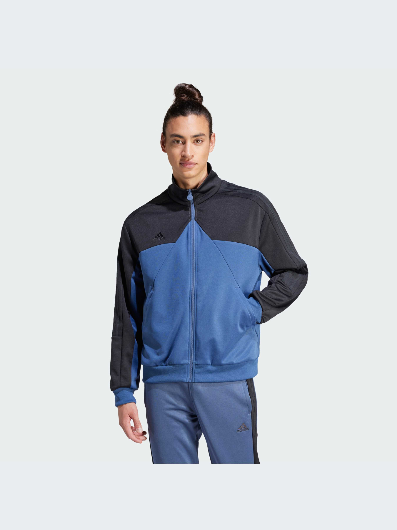 Худи и свитшоты Adidas Tiro модель IS1528-KZ Фото
