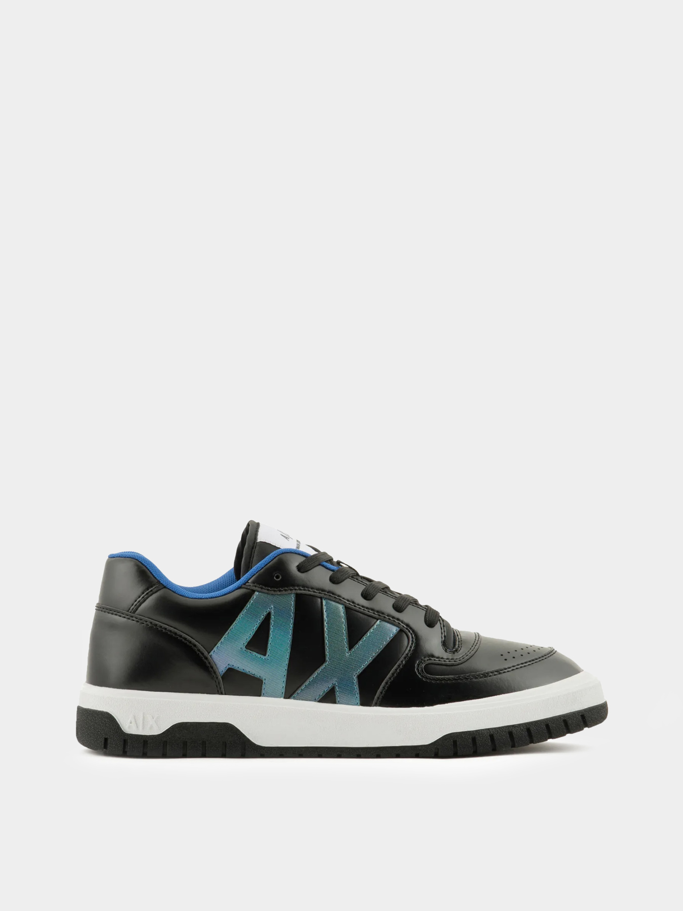 Кроссовки Armani Exchange модель XUX179-XV765-T698 Фото
