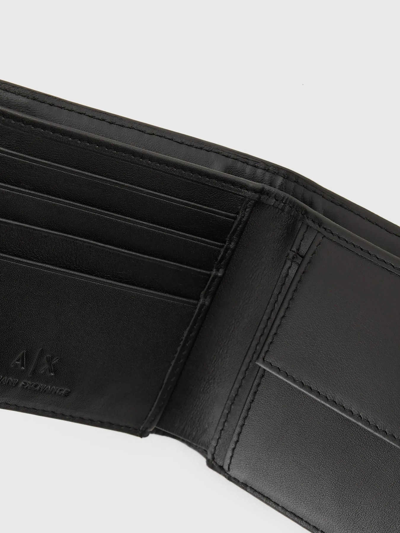 Кошельки Armani Exchange модель 958098-CC831-19921 Фото