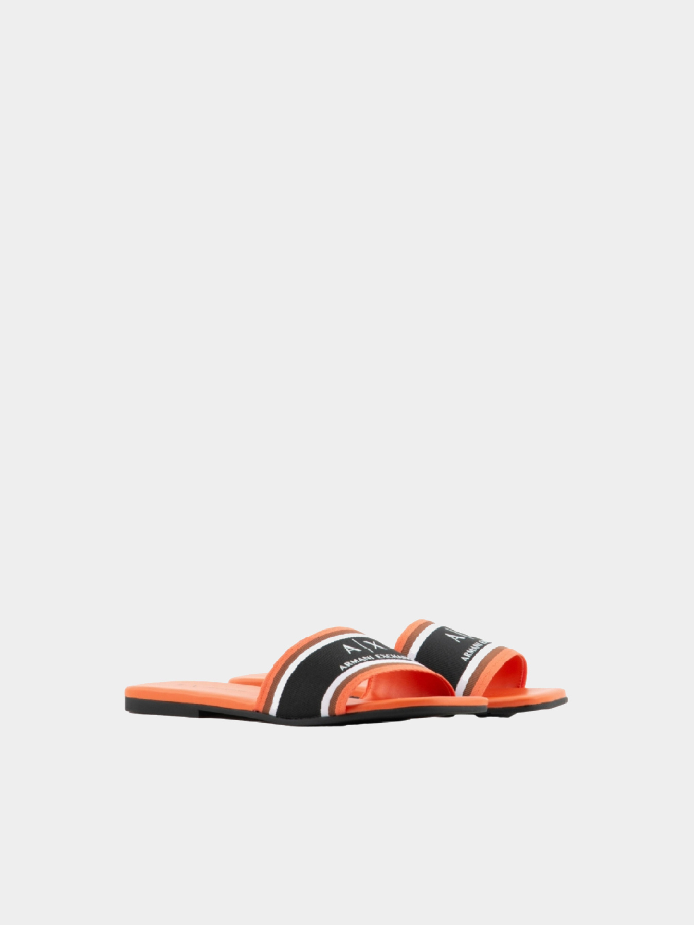 Шлёпанцы Armani Exchange модель XDP045-XV842-01785 Фото