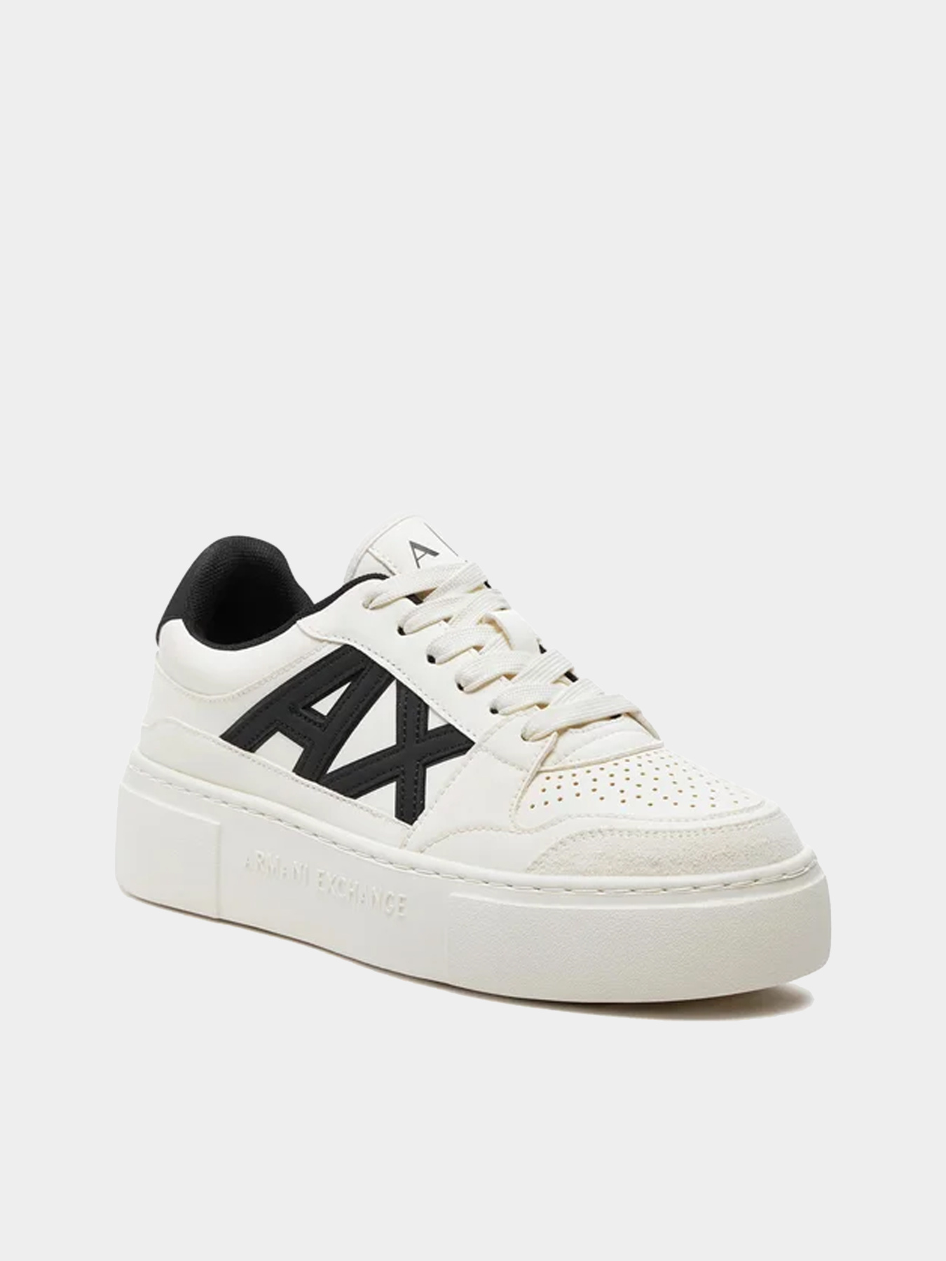 Кроссовки Armani Exchange модель XDX147-XV830-T052 Фото