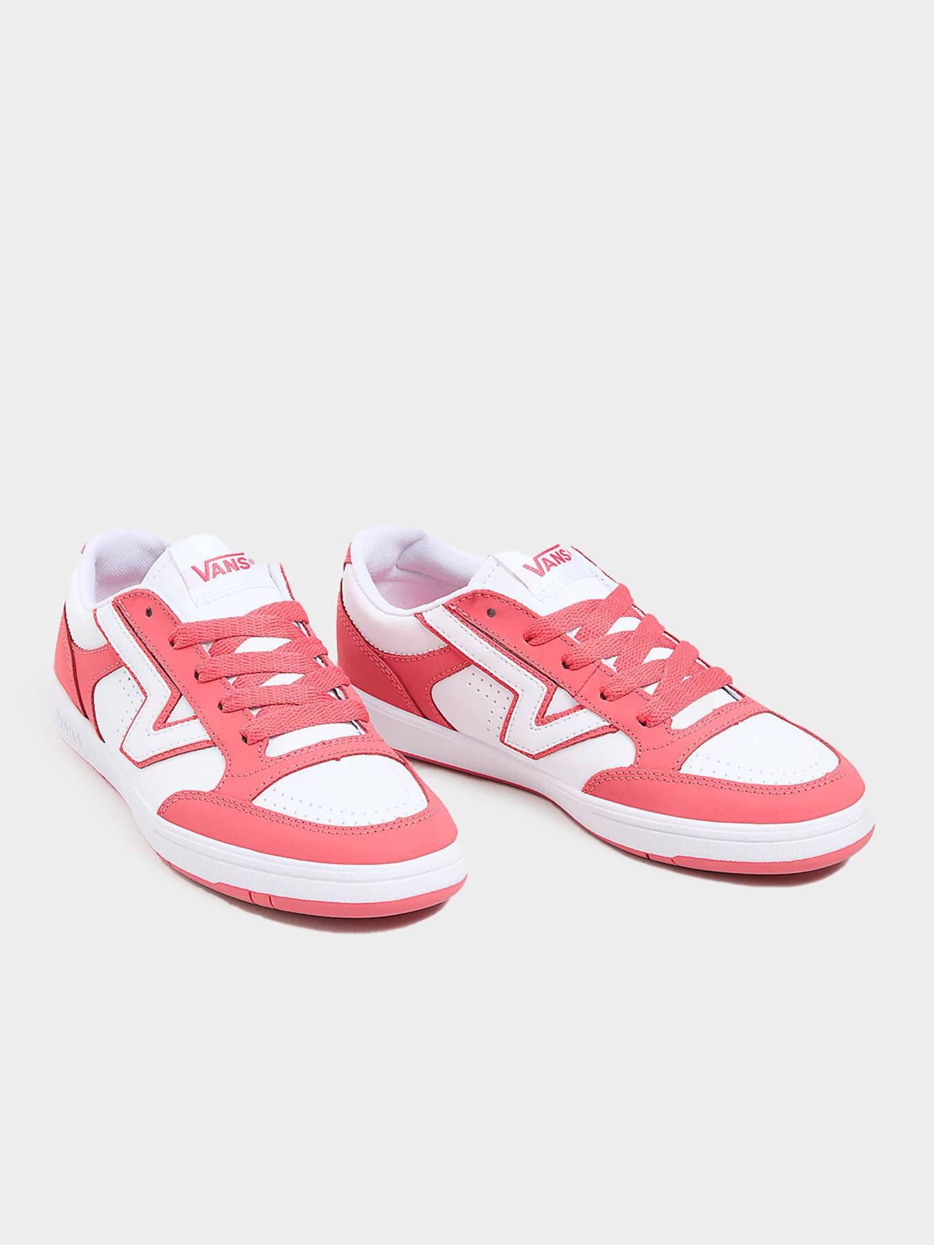 Кроссовки Vans модель VN000BWBSYC1 Фото