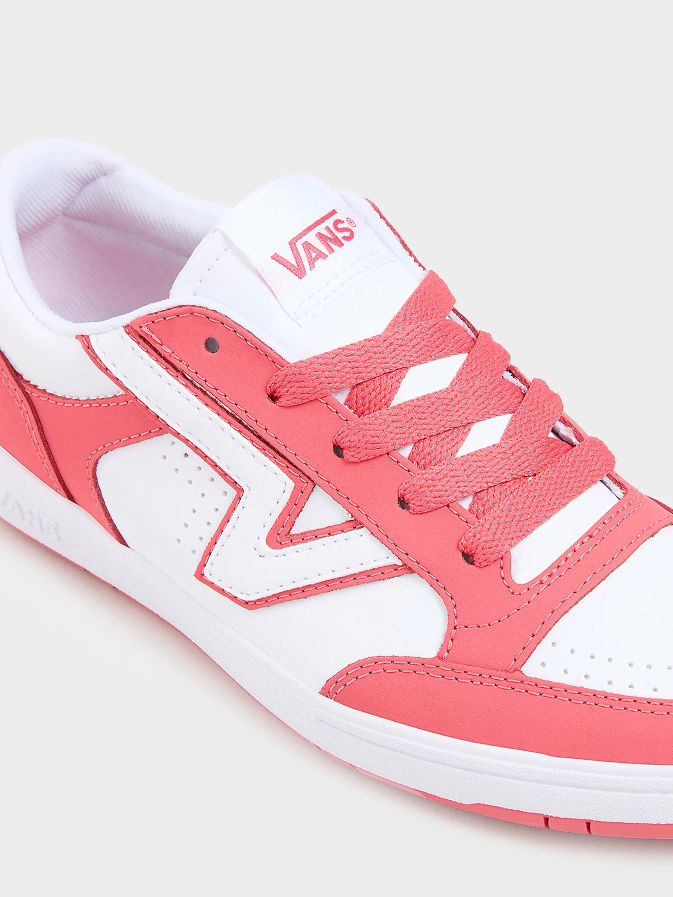 Кроссовки Vans модель VN000BWBSYC1 Фото