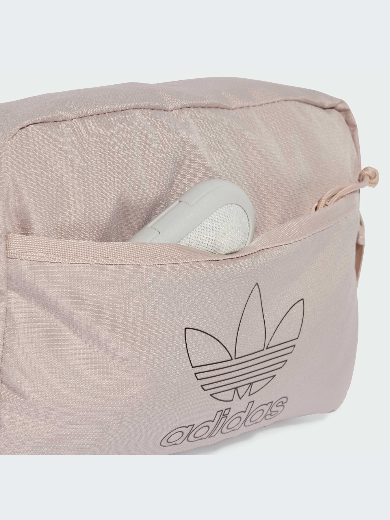 Сумки Adidas Adicolor модель IX7508-KZ Сумки Adidas Adicolor модель IX7508-KZ Фото