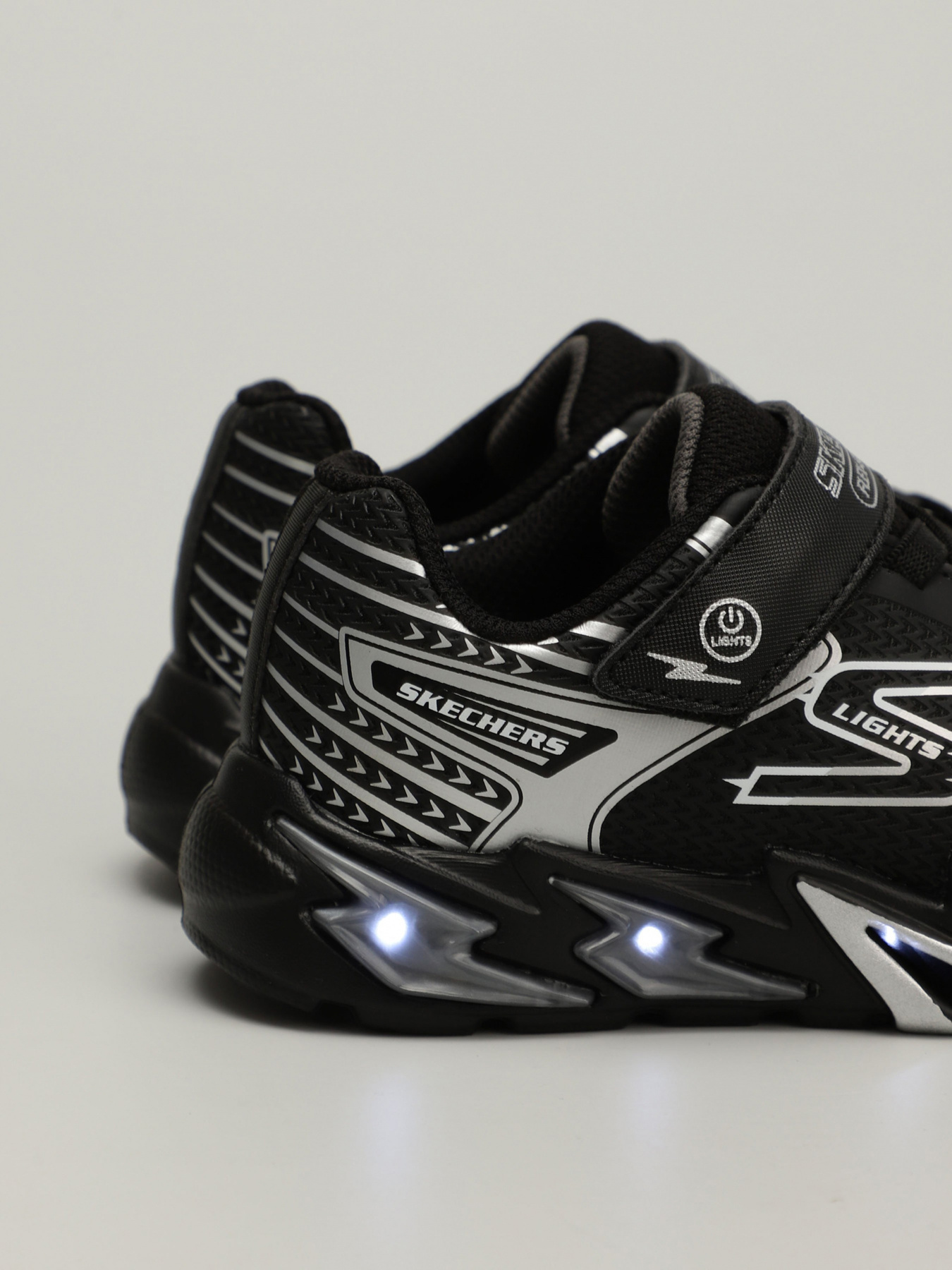Кроссовки Skechers модель 400138L BKSL Фото