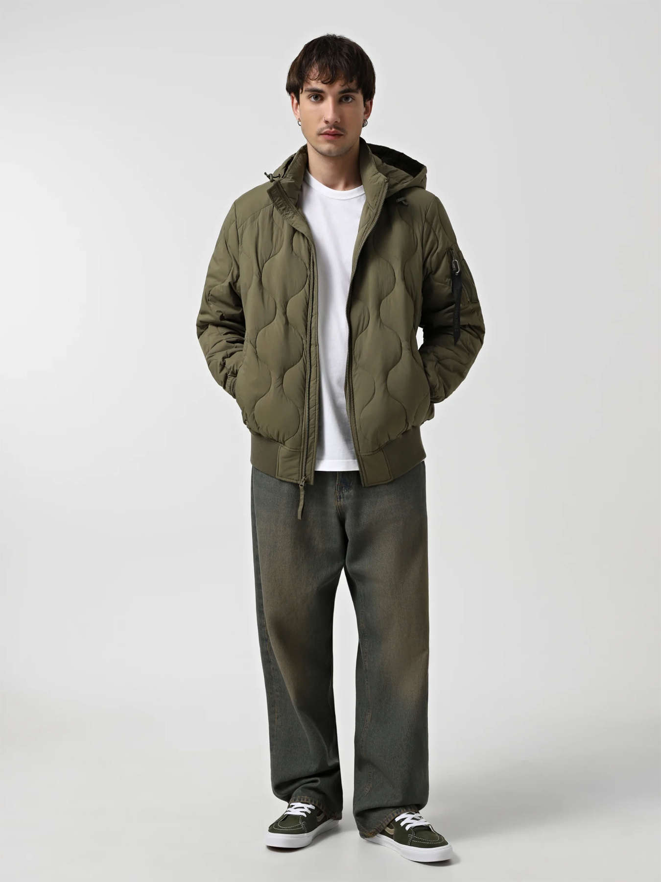 Куртки и дубленки Alpha Industries модель MJL54501C1_359 Фото