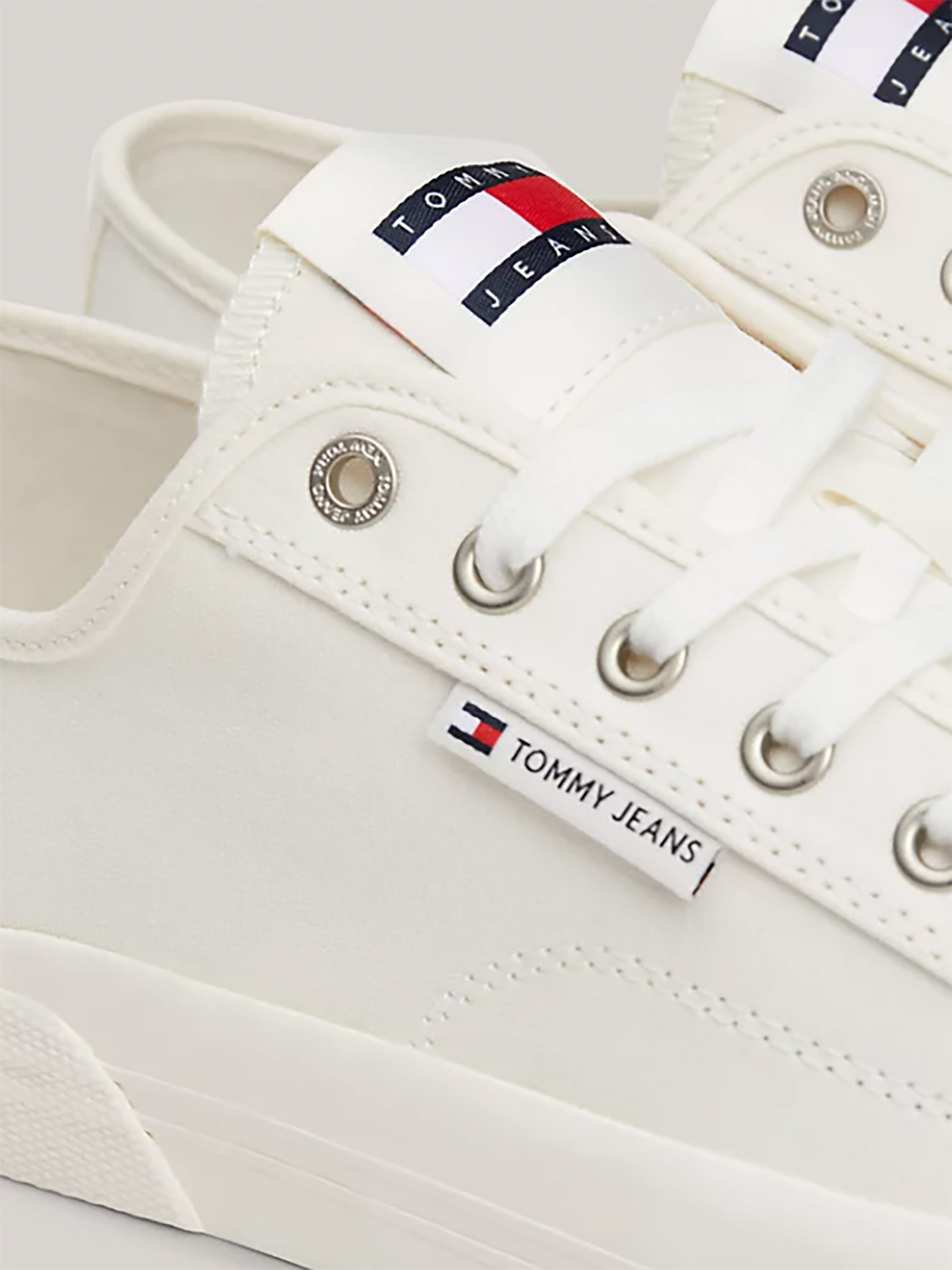 Кеды Tommy Hilfiger модель EM0EM01365-YBL Фото
