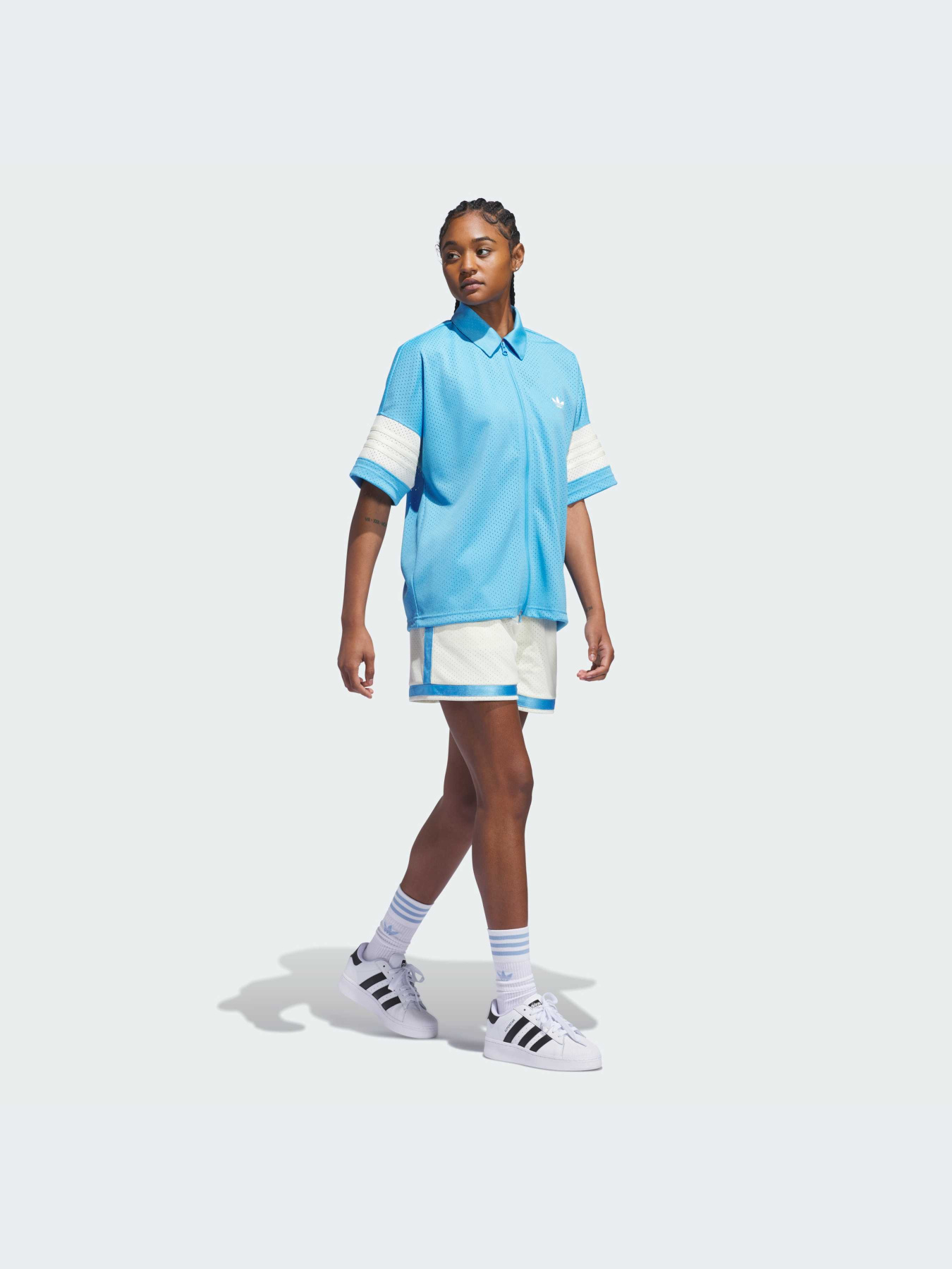 Рубашки Adidas модель IW1621-KZ Рубашки Adidas модель IW1621-KZ Фото